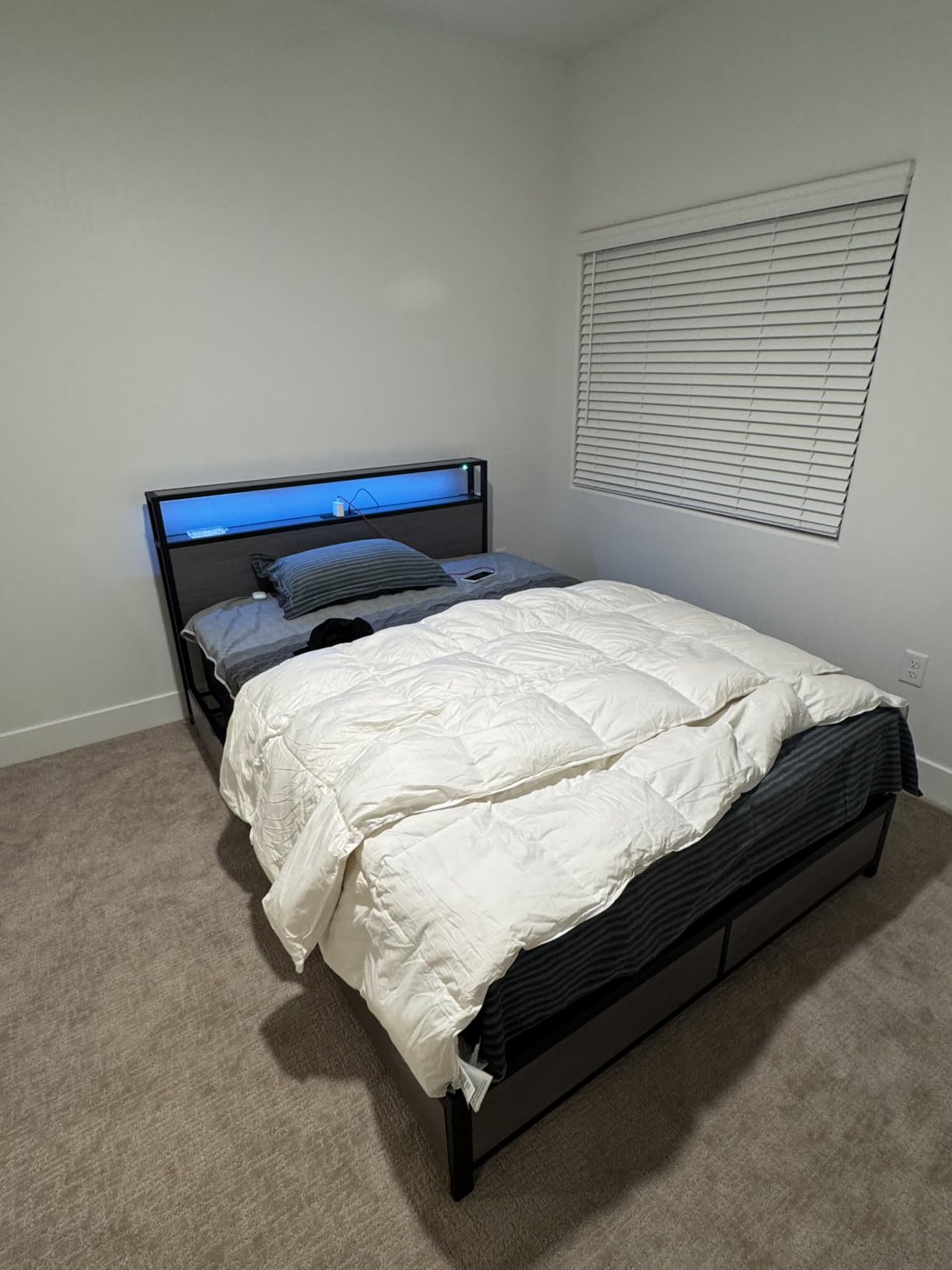 Lifezone Queen Bed Frame with 2-Tier Storage Headboard, Metal Platform Bed Frame with 4 Storage Drawers, Built in Charging Station & LED, Noise-Free/Metal Support/No Box Spring Needed, Vintage Brown customer photo 2