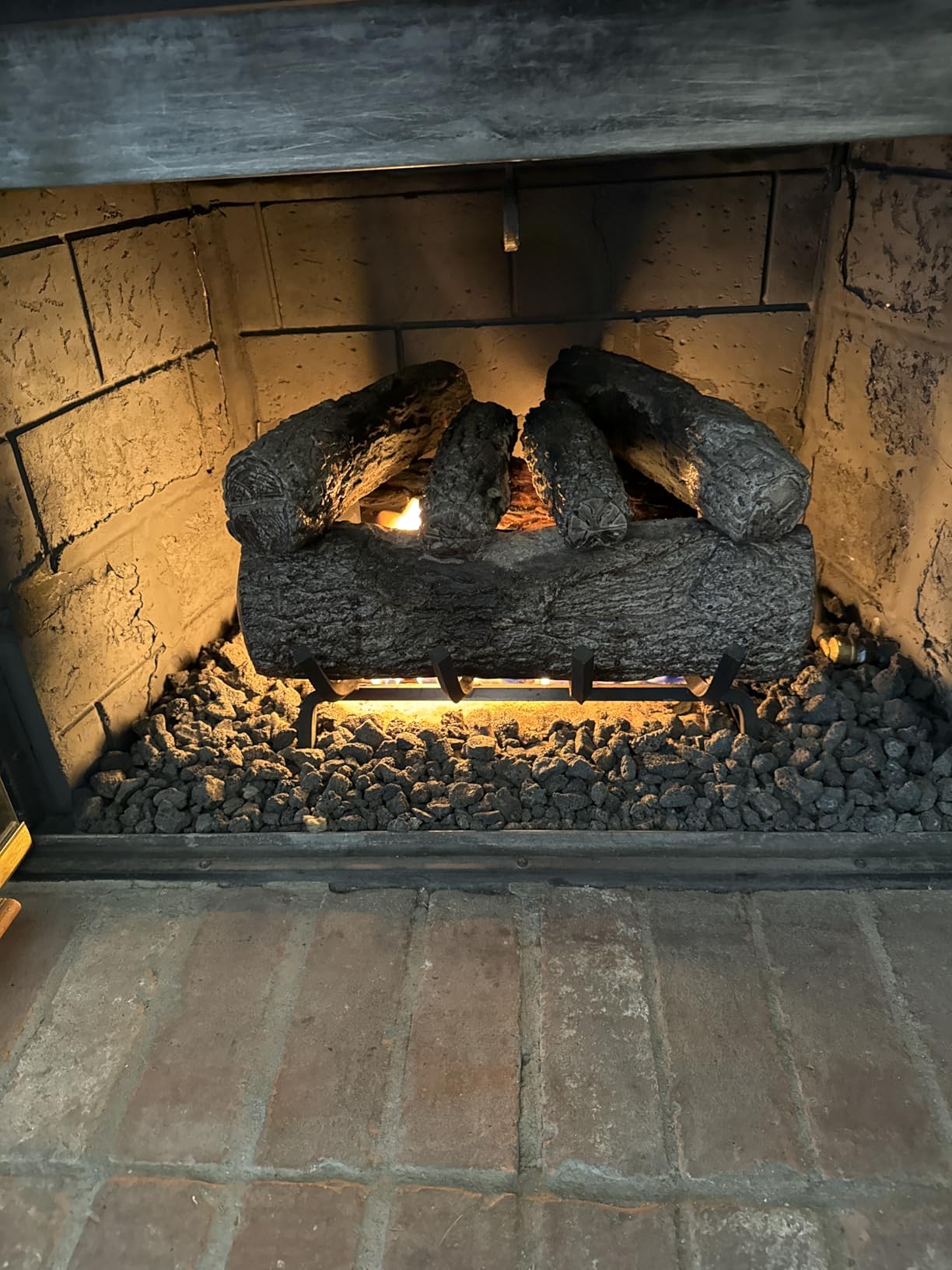 Peterson Fyreside 18-inch Live Oak Log Set with Vented Burner and Gas Connection Kit. Match Lit (Natural Gas Only) customer photo 1
