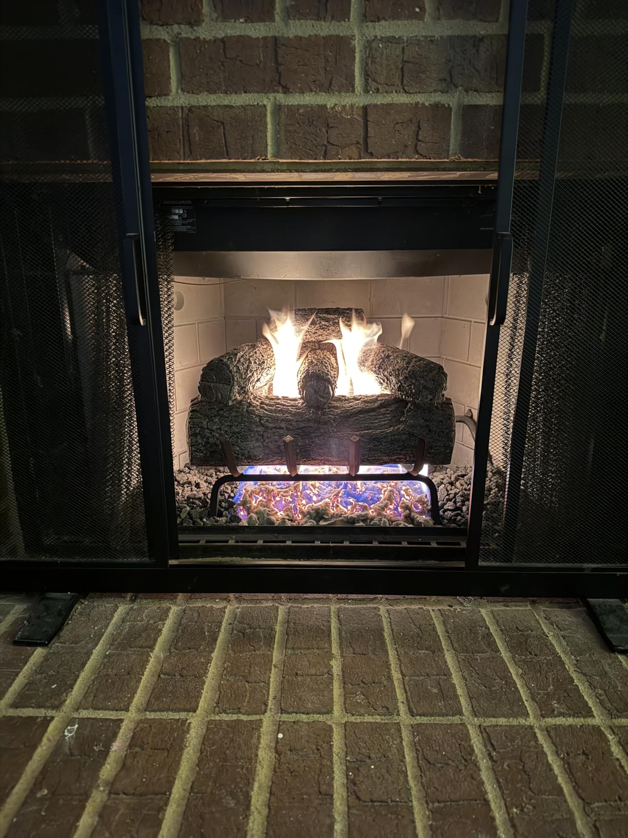 Peterson Fyreside 18-inch Live Oak Log Set with Vented Burner and Gas Connection Kit. Match Lit (Natural Gas Only) customer photo 2