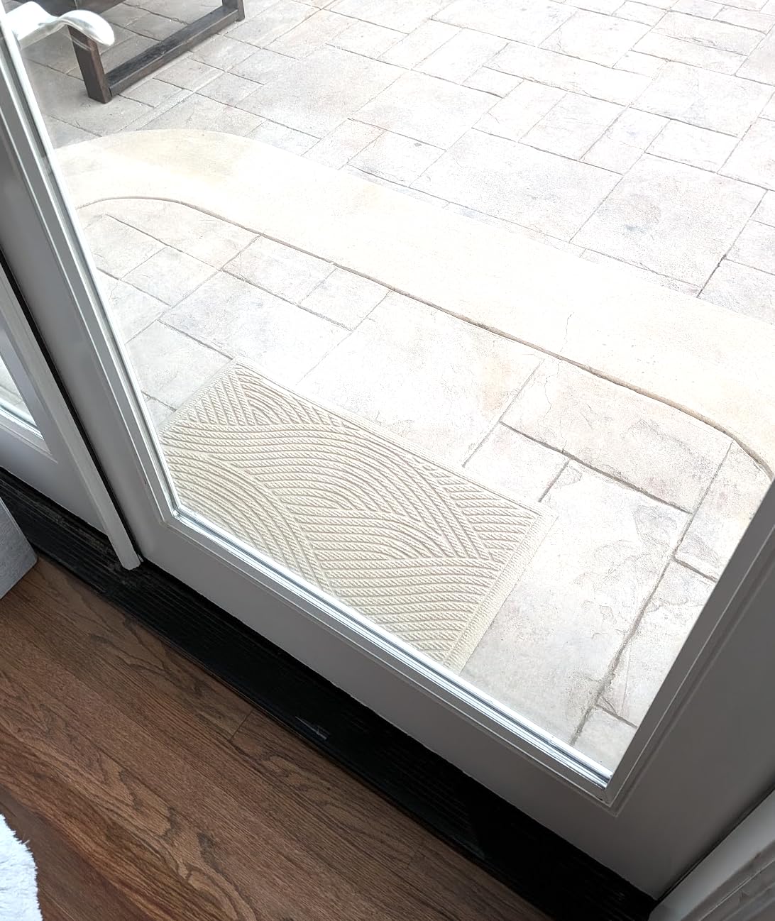 HIYARD Sturdy Front Door Mat, Absorbent Muddy Dirt Resist Welcome Door Mats Outdoor Indoor, Stain and Fade Resistant, Non-Slip Backing Entry Mat Low Profile Doormat for Entryway, 29×17, Beige customer photo 1