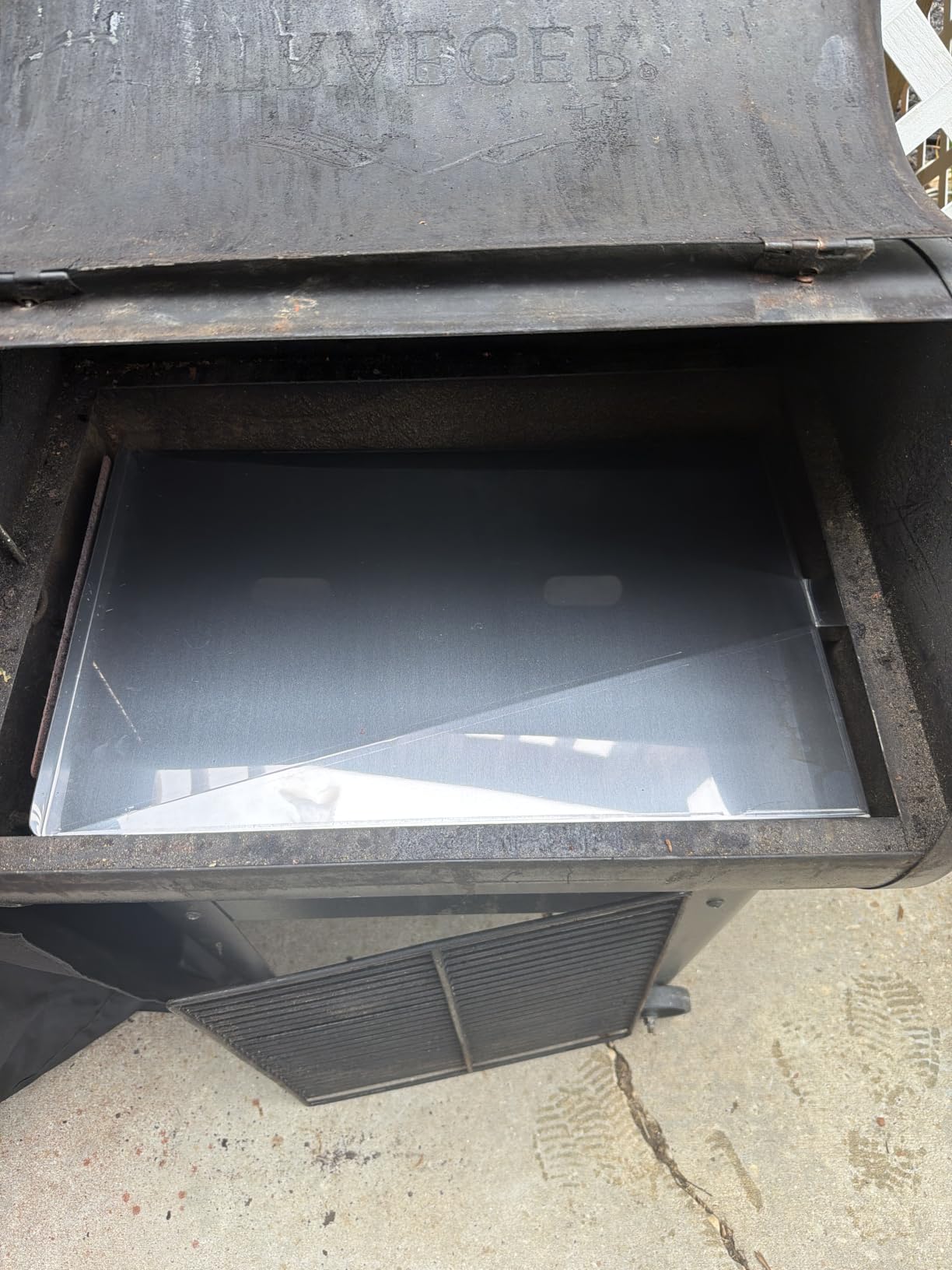 SUB025 BBQ055 Drip Pan Replacement Parts for Traeger Drip Tray, Traeger Bronson 20, BBQ055.04 BBQ155.01 BBQ155.02 CAN155.01 CAN155.45 TFB29LZA BBQ055.00 Junior Elite 20, Tailgater 20 Grease Tray customer photo 2