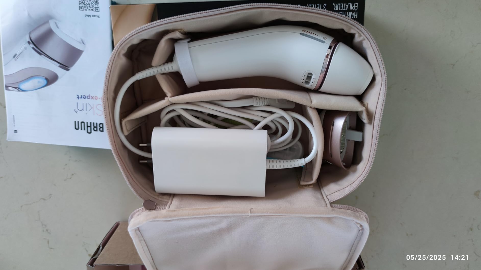 Braun Skin i-Expert Smart IPL PL7219 at Home Laser Hair Removal for Women and Men with App, Premium Pouch, Venus Razor, 2 Smart Heads, Facial Trimmer customer photo 2