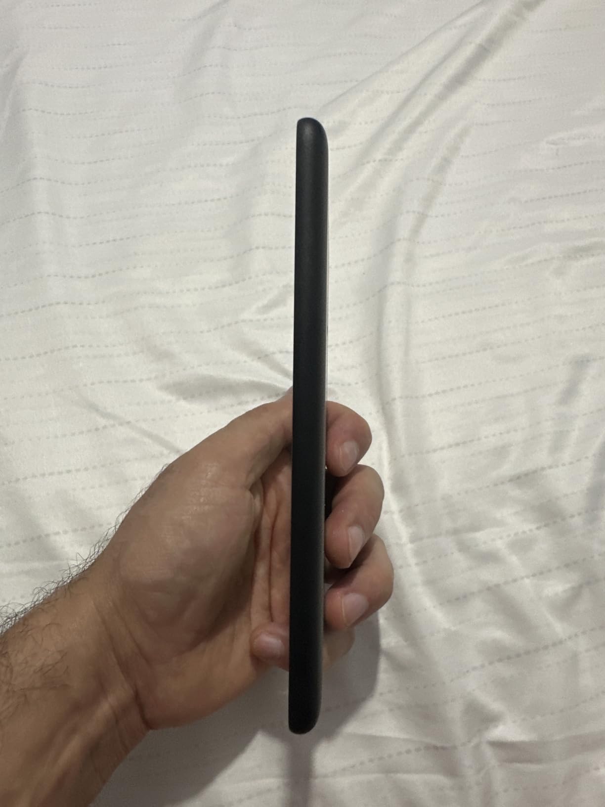 Amazon Kindle 16 GB (newest model) - Lightest and most compact Kindle, now with faster page turns, and higher contrast ratio, for an enhanced reading experience - Matcha customer photo 1