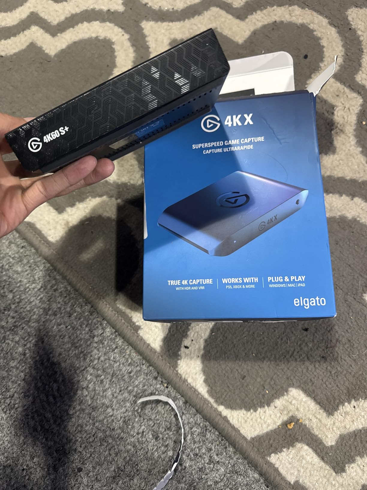 Elgato 4K X Capture Card, HDMI 2.1, 4K144 Ultra-Low Latency customer photo 2