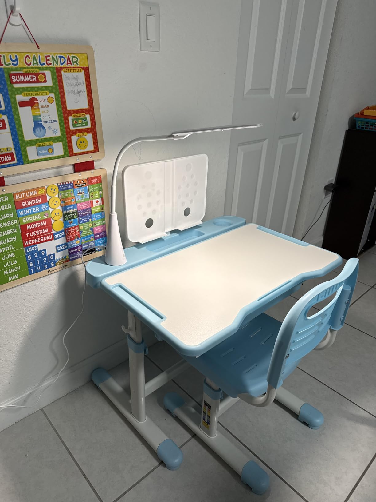 Rengue Kids Desk and Chair Set, Height Adjustable Children School Functional Study Desk with 55° Tiltable Desktop, 3 Modes & Brightness LED Light, Storage Drawer & Metal Hook for Boys Girls (Grey) customer photo 1