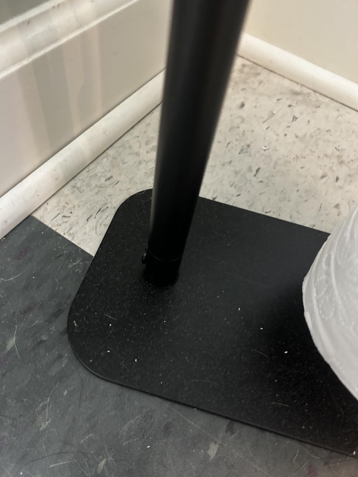 Kitsure Metal Toilet Paper Holder Free Standing, Medium, Black customer photo 2
