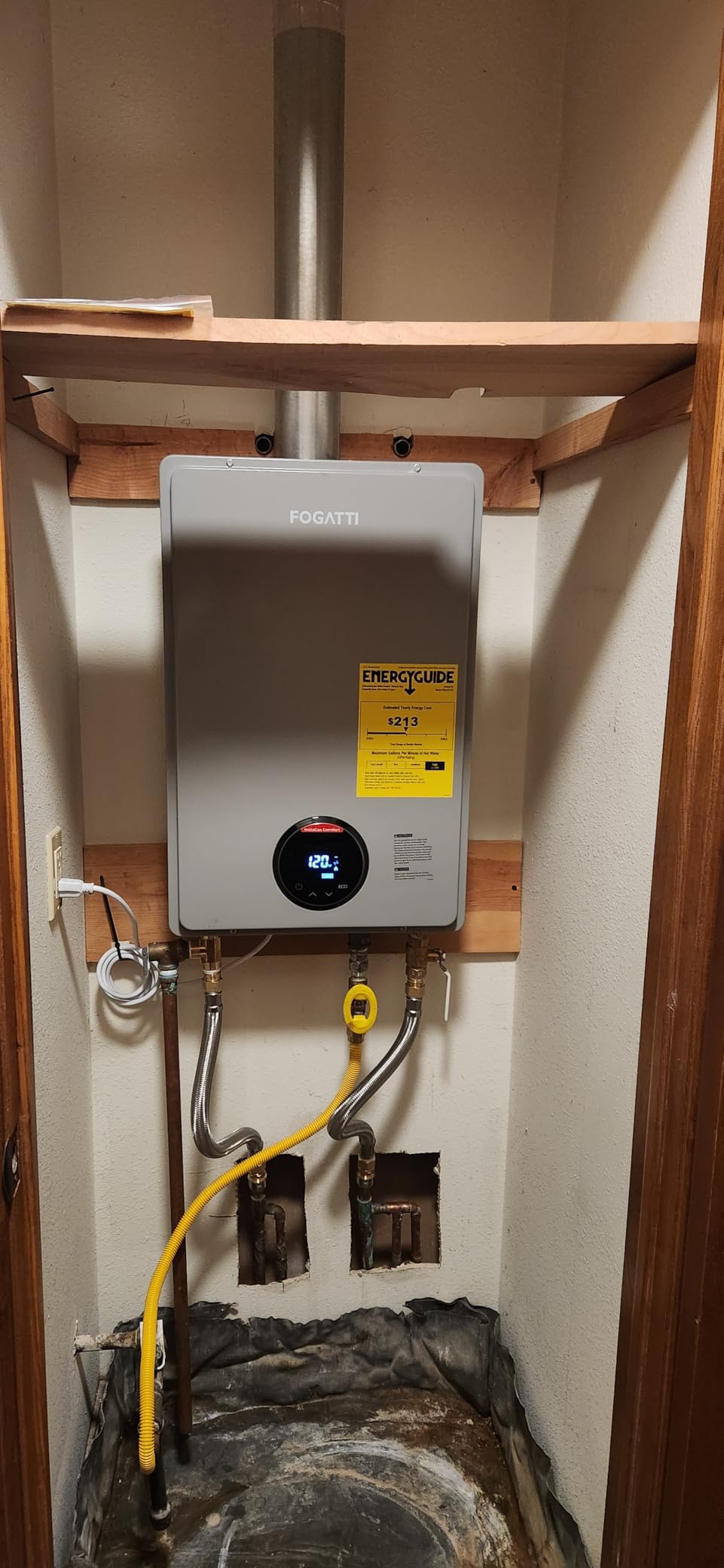FOGATTI Tankless Water Heater Gas Propane Outdoor On Demand CSA Certified | Max 5.1GPM 120,000BTU Instant Water Heater Whole House 2-4 outlets points ±1°F Water Servo Precision Smart Digital Display customer photo 1