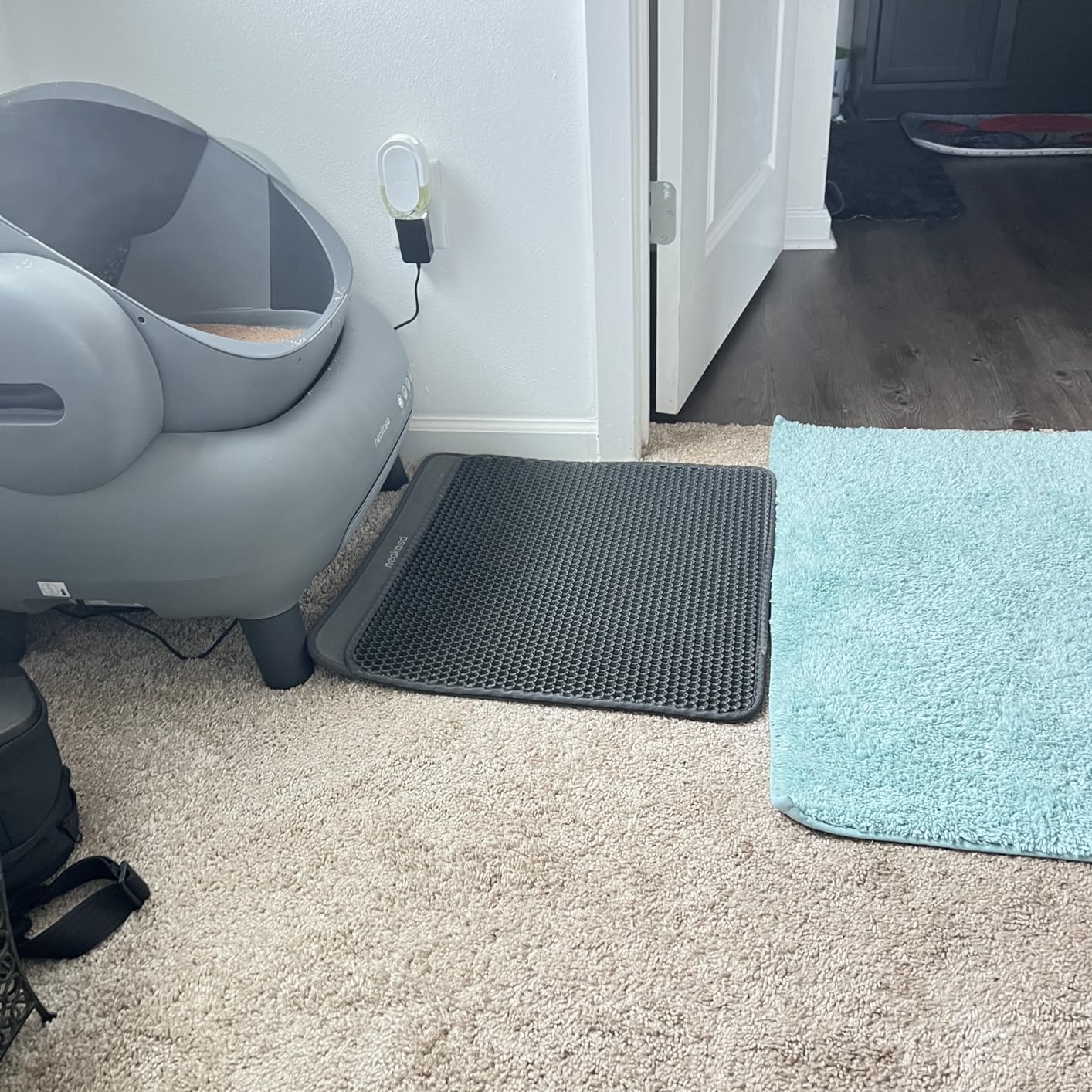 Neakasa M1 Plus Automatic Cat Litter Box with 2-Year Protection Plan customer photo 1