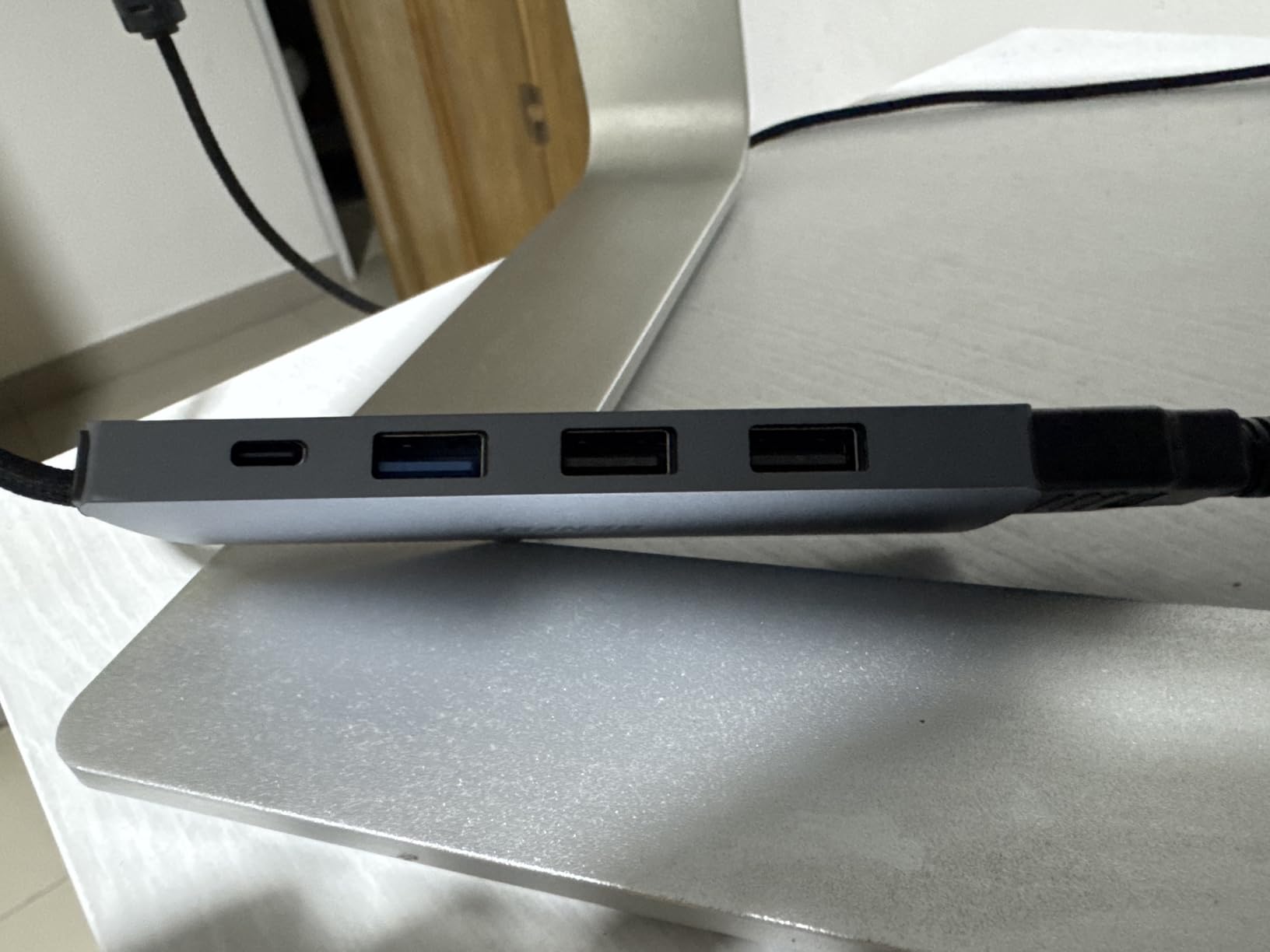 BENFEI USB C Hub 5-in-1 with 4K HDMI(Certified), 100W Power Delivery, 3 USB-A, Silicone Cable, Aluminum Case Compatible with MacBook Pro/Air, iPad Pro, iMac, iPhone 15 Pro/Pro Max, XPS, Thinkpad customer photo 2