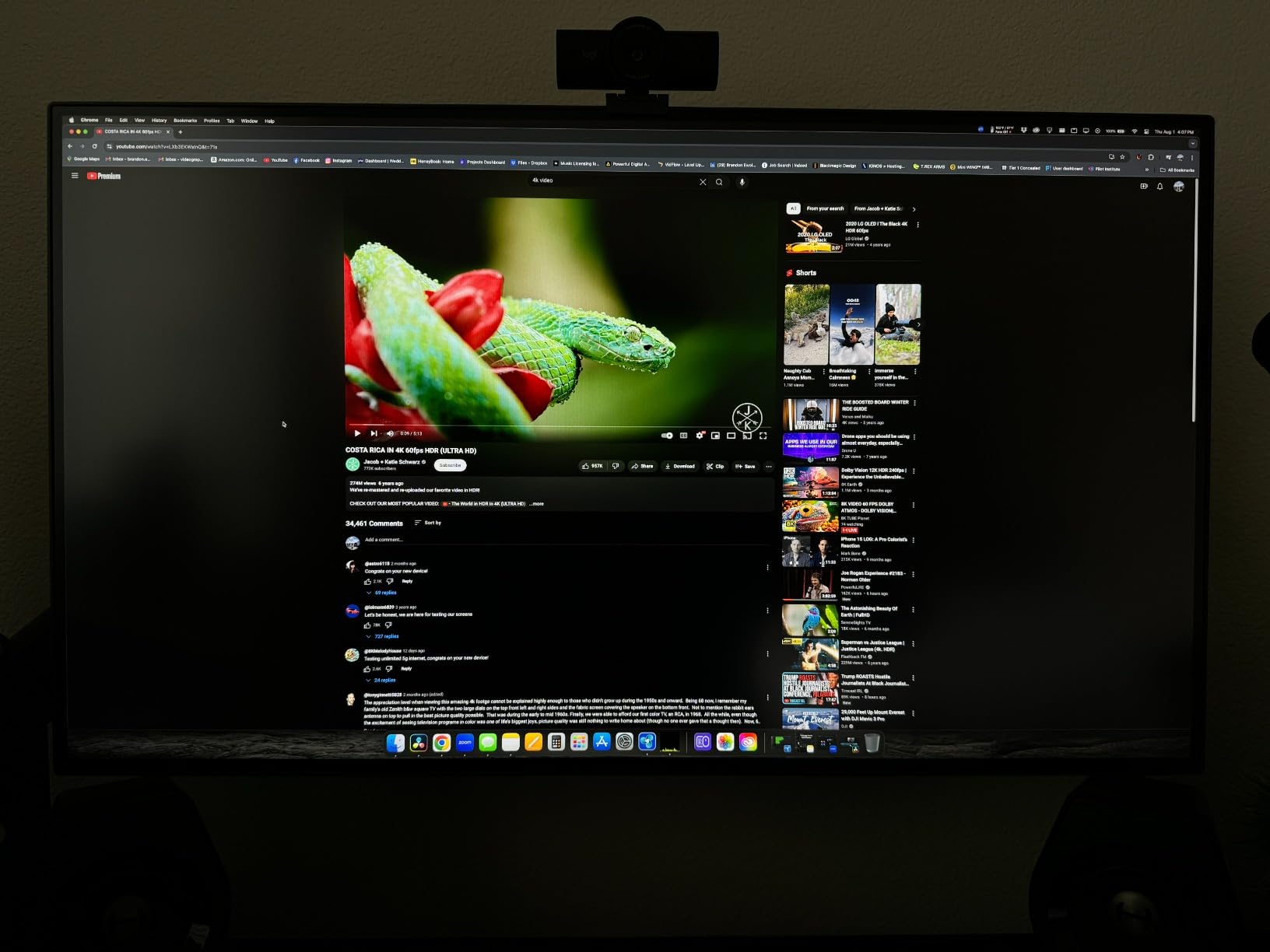 BenQ PD3225U 32 Inch 4K IPS Black UHD Thunderbolt Monitor for MacBook, AQCOLOR, 98% P3, 100% sRGB & Rec.709, DeltaE ≤2, Uniformity, Factory Calibration, USB-C 85W, USB Hub, Daisy Chain, KVM Switch customer photo 1