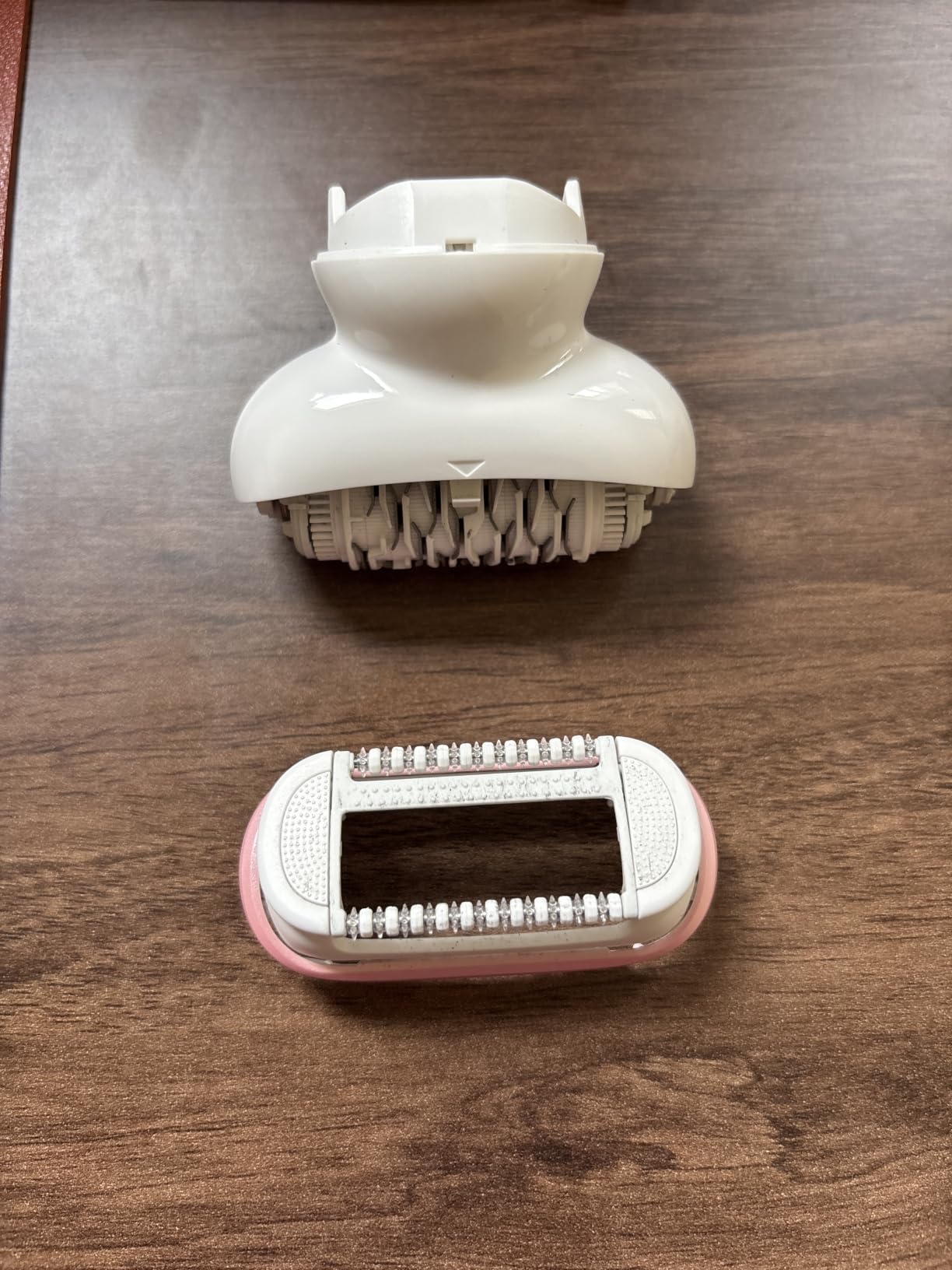 Braun Epilator Silk-épil 9, Hair Removal Device, Women Shaver & Trimmer, Pivoting Head, Wet and Dry Epilator, Includes Shaver Head and Trimmer Comb, SES9-030 customer photo 2