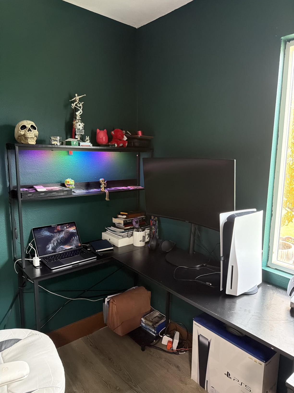 AODK L Shaped Desk Gaming Desk with LED Light & Power Outlet customer photo 1