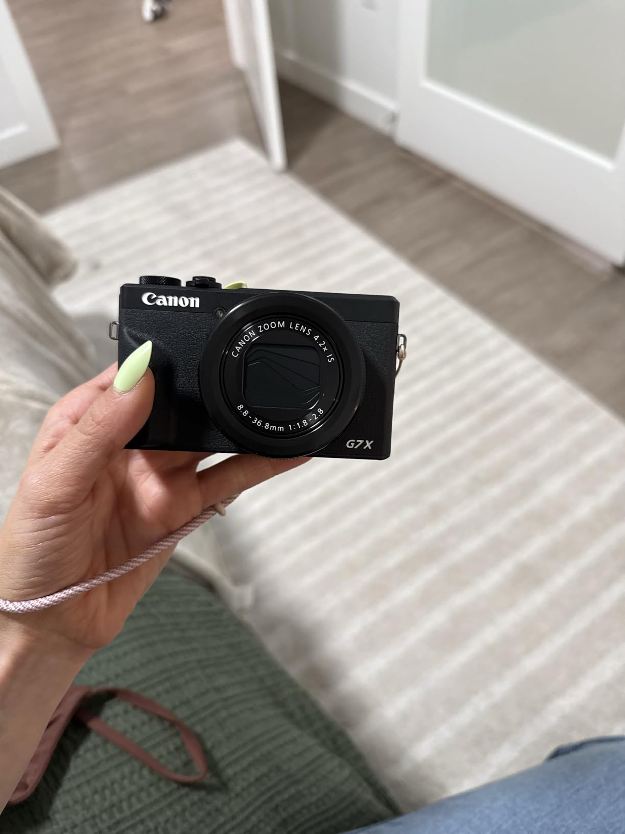 Canon PowerShot G7 X Mark III Digital Camera (Black) customer photo 1