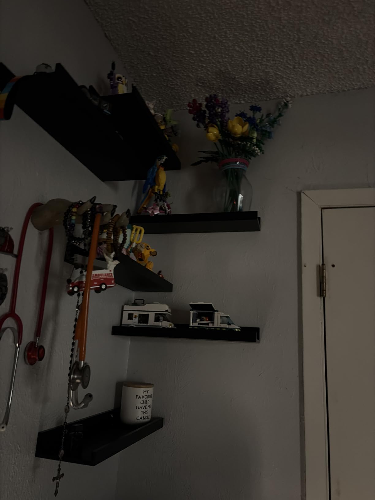 upsimples Floating Shelves for Wall Decor and Storage, Black, 6Pcs 15.7'' customer photo 2