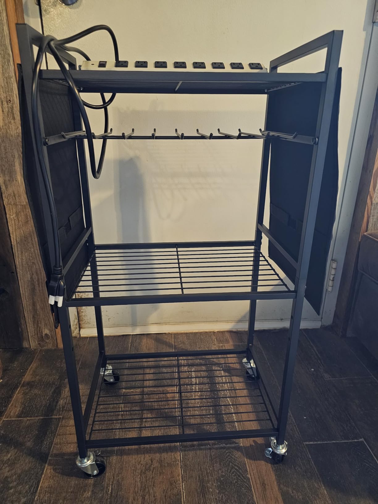 JUNNUJ Power Tool Organizer Cart with Charging Station, 6 FT Cord, Red customer photo 1