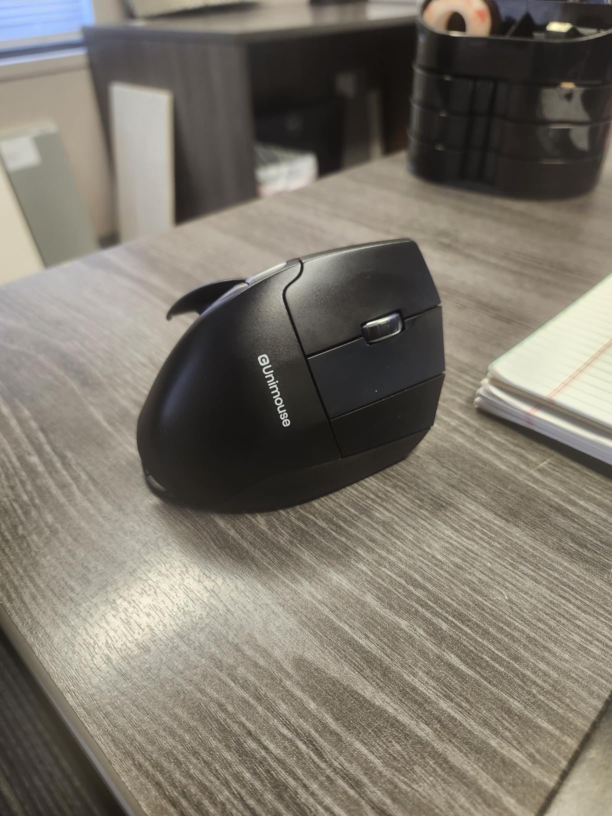 Contour Unimouse Ergonomic Vertical Mouse, Adjustable Thumb Rest, Wireless customer photo 1