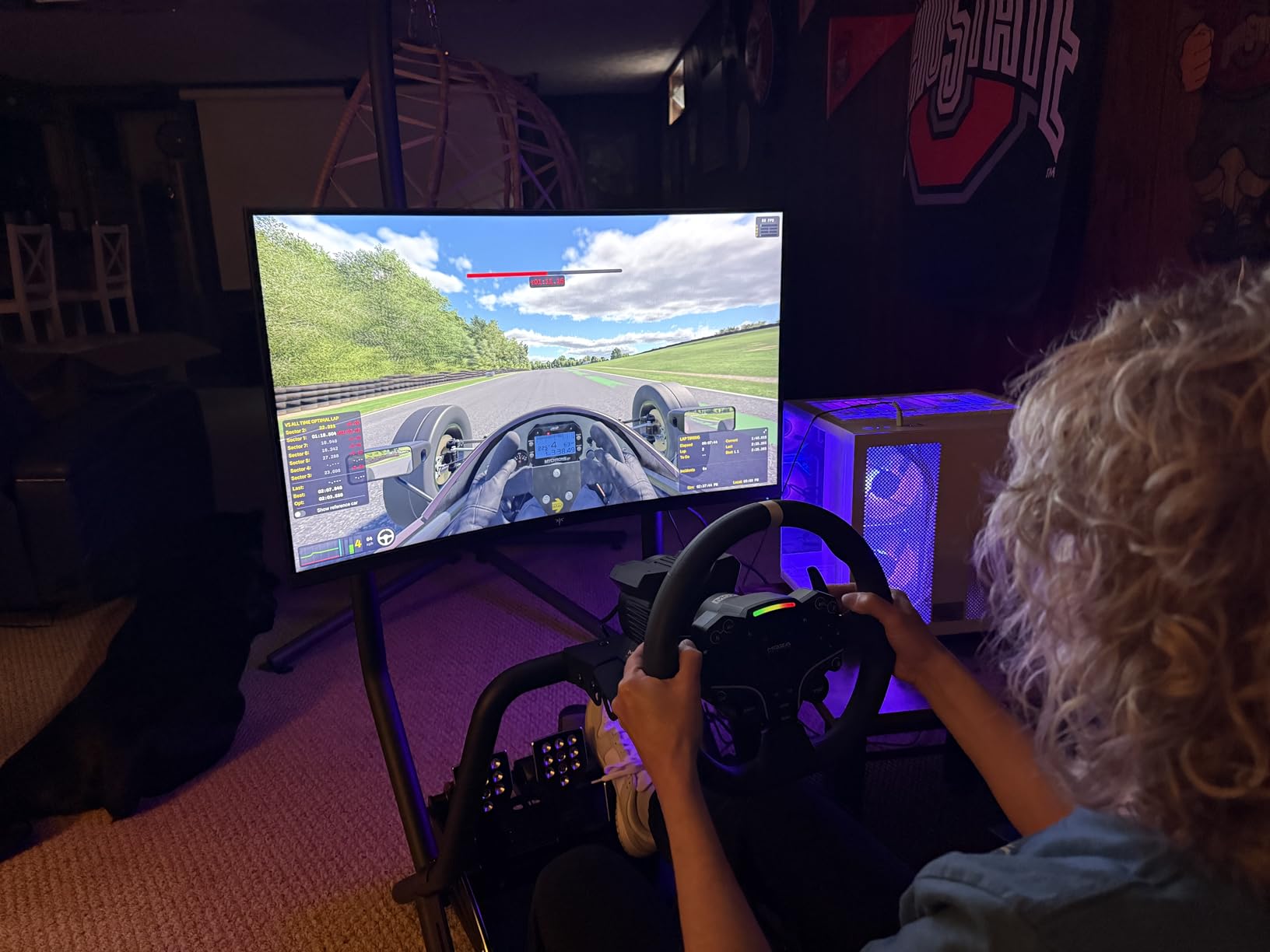 ARES WING Racing Simulator Cockpit with TV Mount, Sim Racing Wheel Stand customer photo 1
