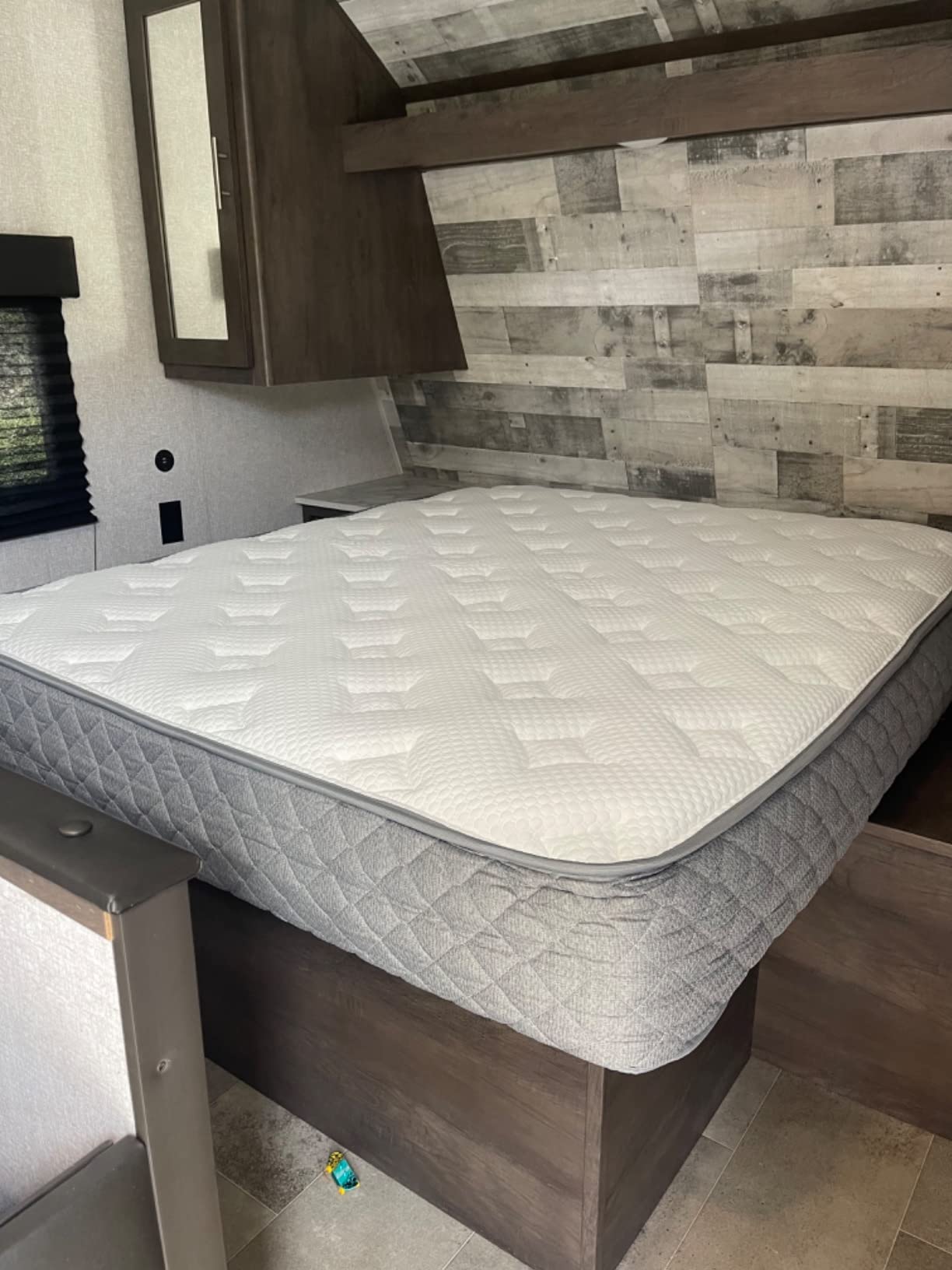 GhostBed 10