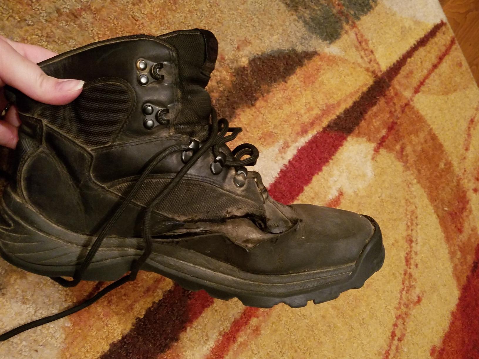 Timberland Men's Chocorua Trail Mid Waterproof Hiking Boots customer photo 2