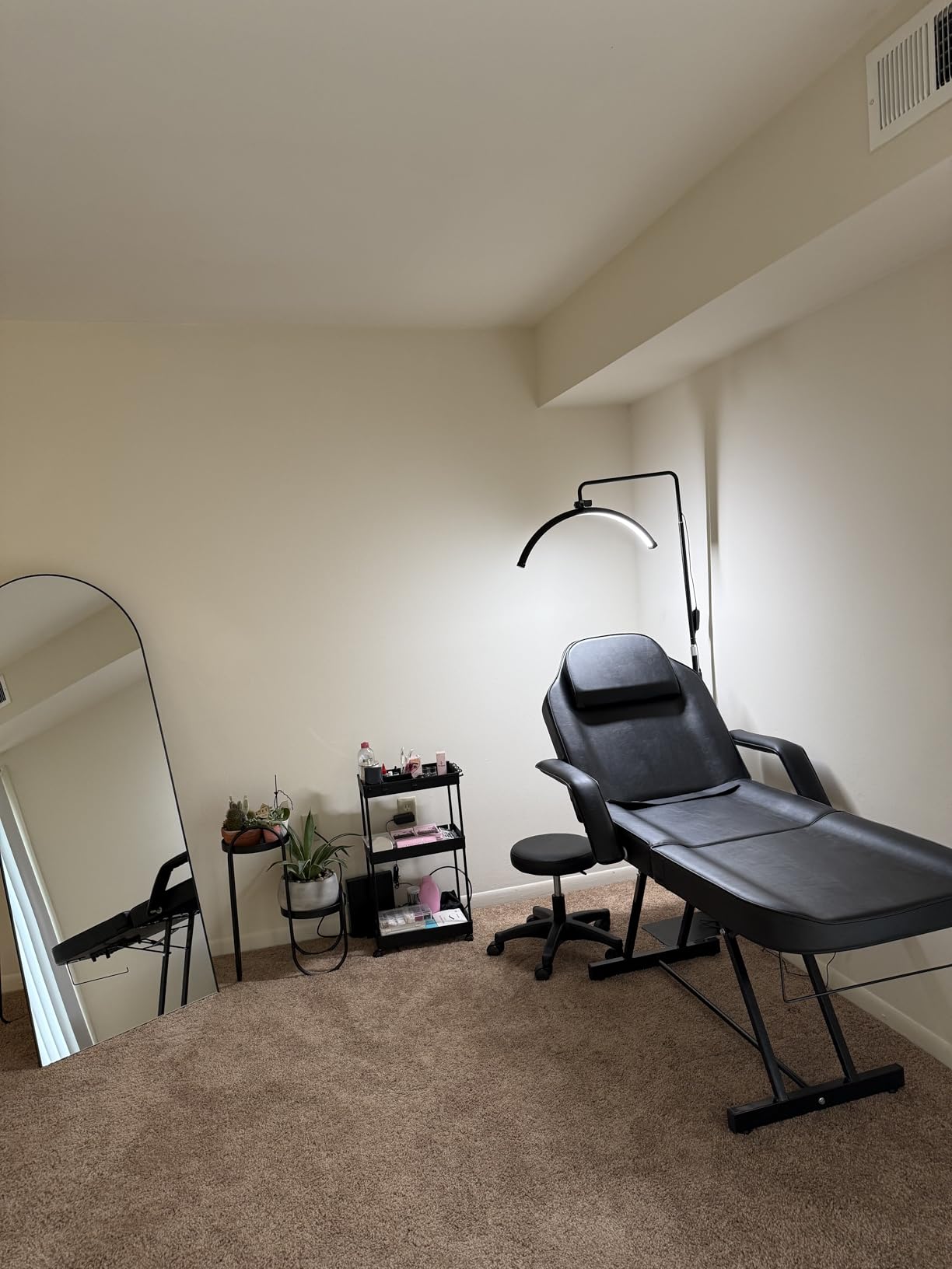 Artist hand Massage Table Electric Height Adjustable Massage Bed Massage Bed Facial Bed Lash Bed for Eyelash Extensions Salon Chair (White) customer photo 1