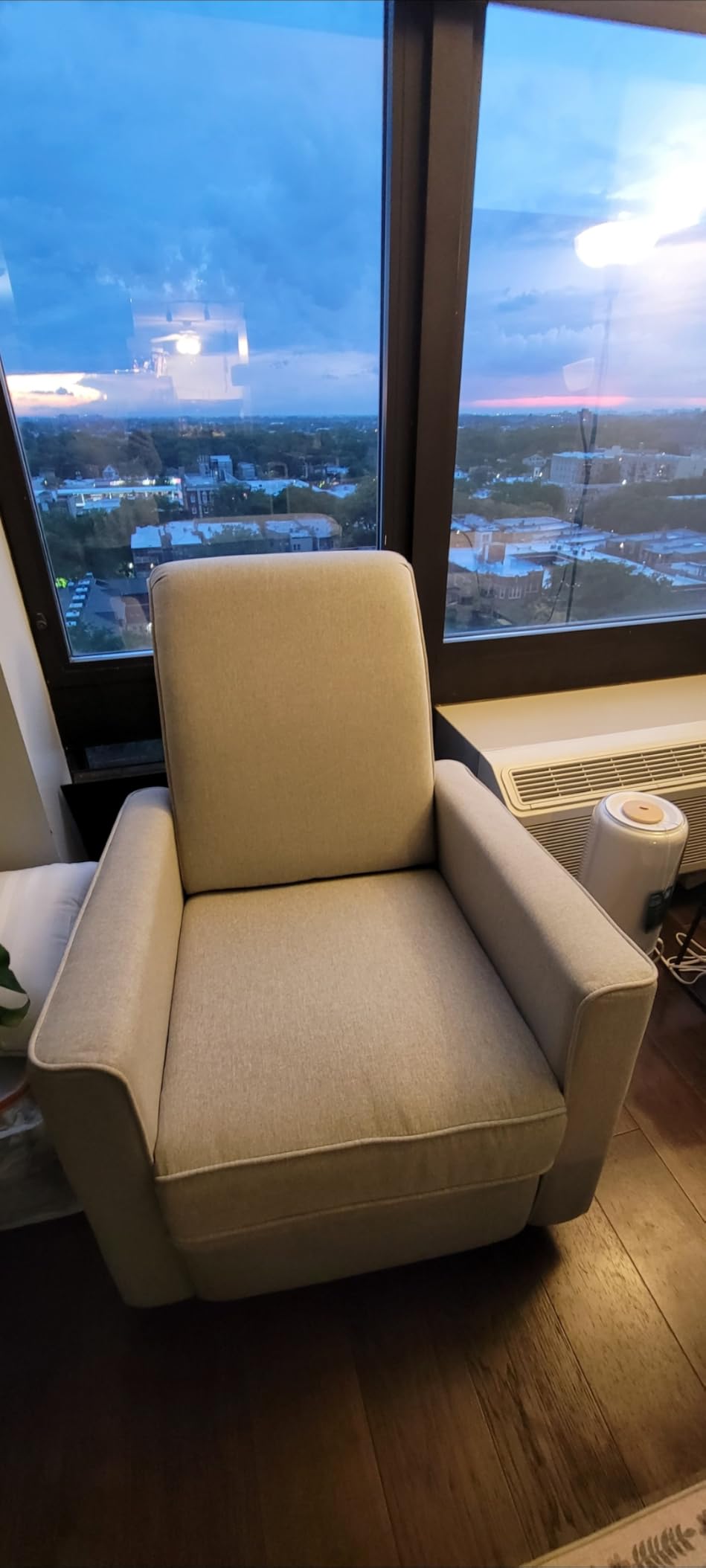 Evolur Raleigh Upholstered Manual Glider Recliner– Rocking & 360° Swivel with Smooth Glide – Greenguard Gold & FSC Certified – Modern Nursery and Living Room Chair in Light Sand customer photo 2