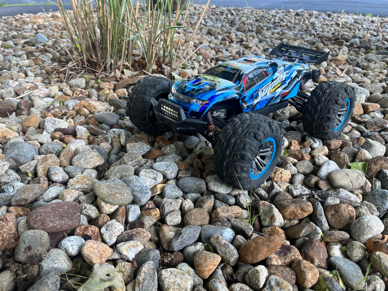Hosim 1/10 Off Road RC Cars Fast 68KM/H, RTR Brushless RC Car for Adults customer photo 1