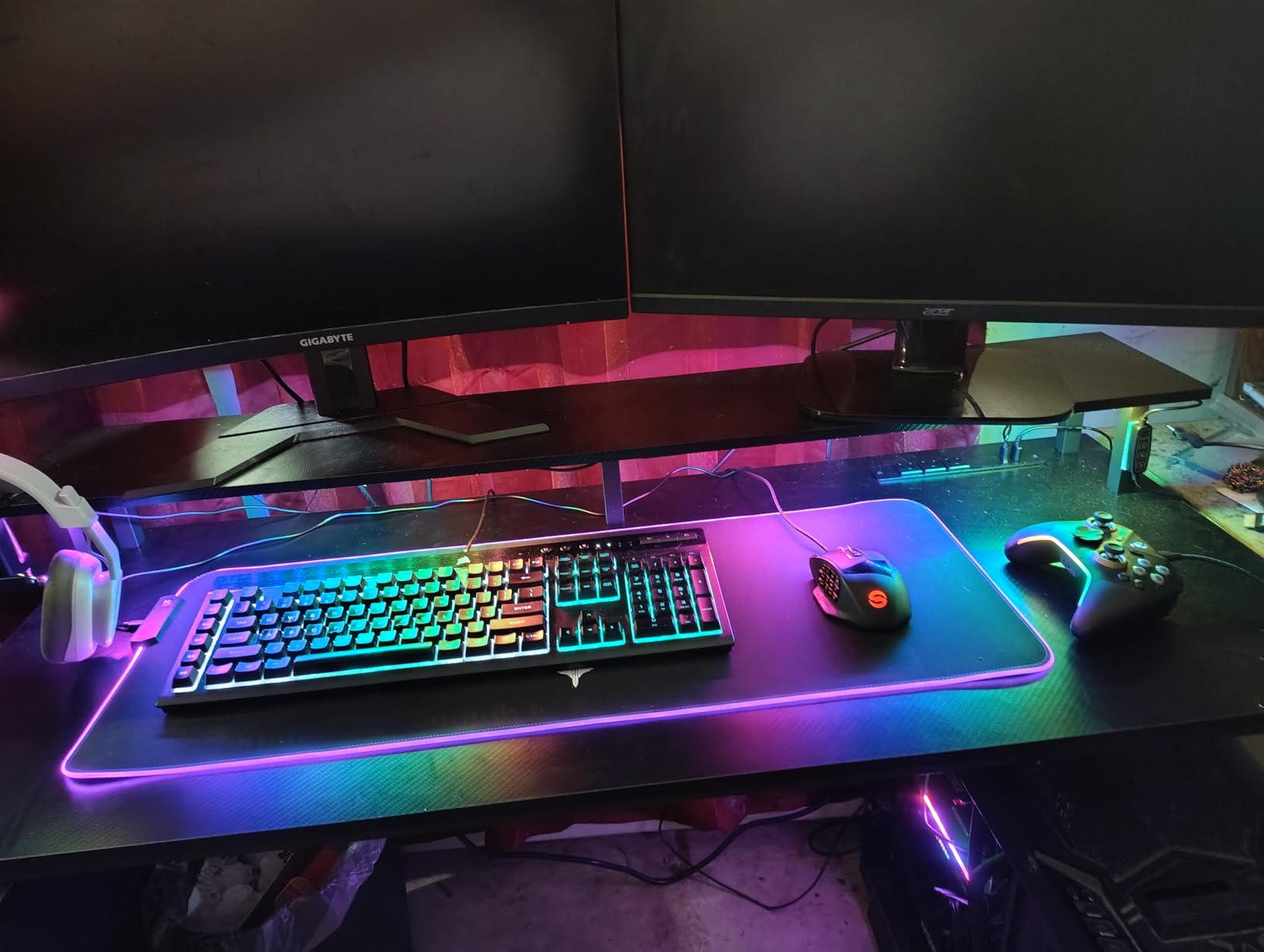 AODK Gaming Desk w/PC Showcase Stand, 59