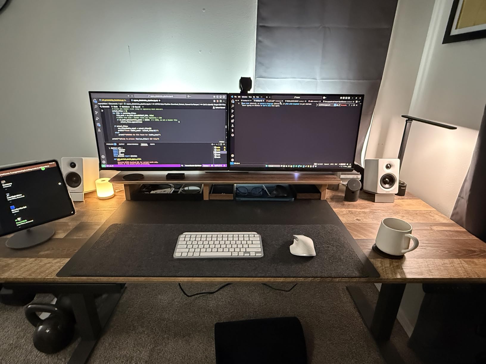 BenQ MA270U 27” 4K 3840x2160 Monitor for MacBook® Pro/Air, Dual USB-C, 90W Power Delivery, Mac Color Match, USB Hub, Brightness & Volume Control on Mac, Height & Tilt Adjustable Stand, P3 Color Gamut customer photo 1
