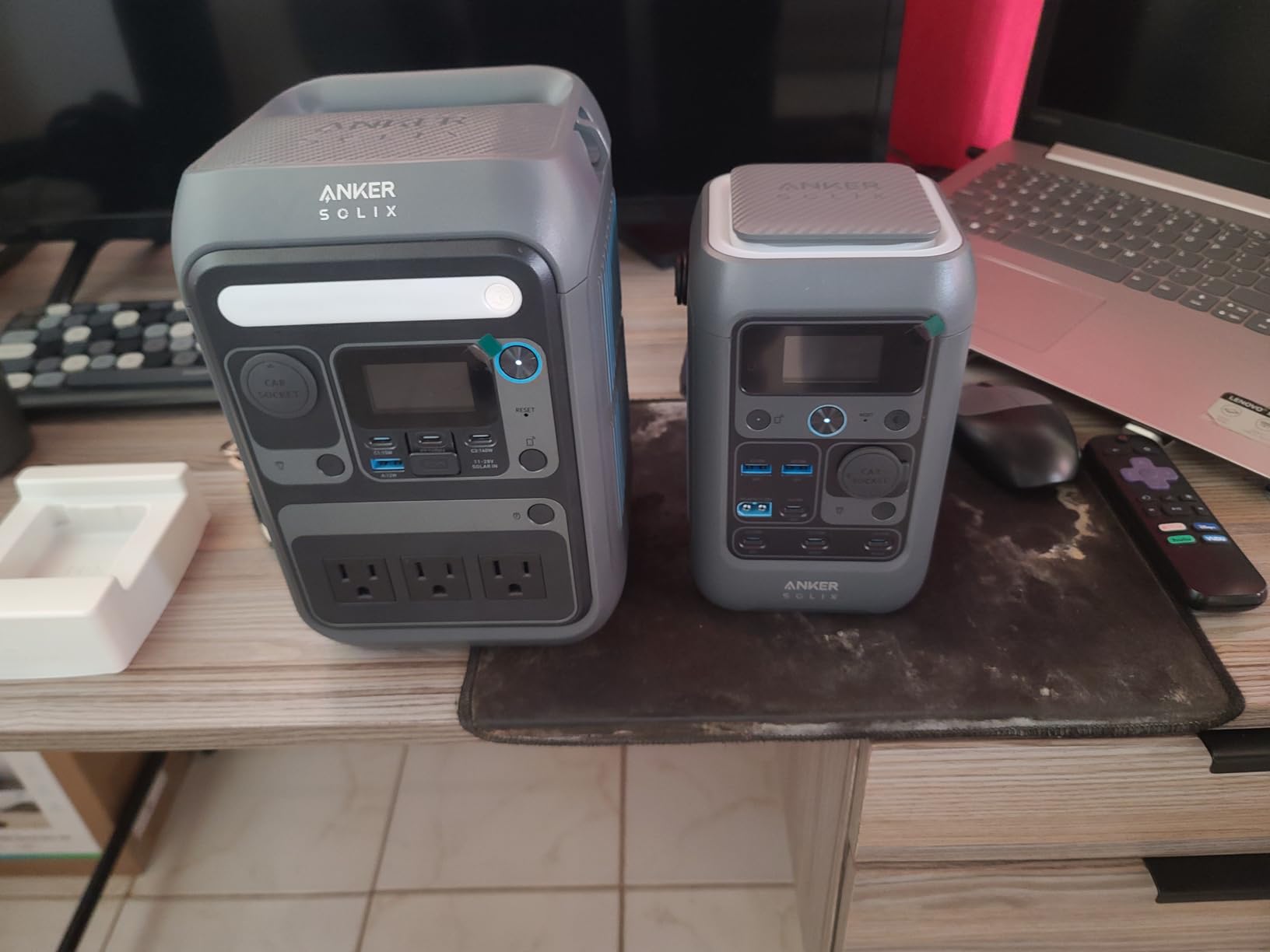 Anker SOLIX C300 Portable Power Station with 60W Solar Panel, 288Wh, 300W customer photo 1
