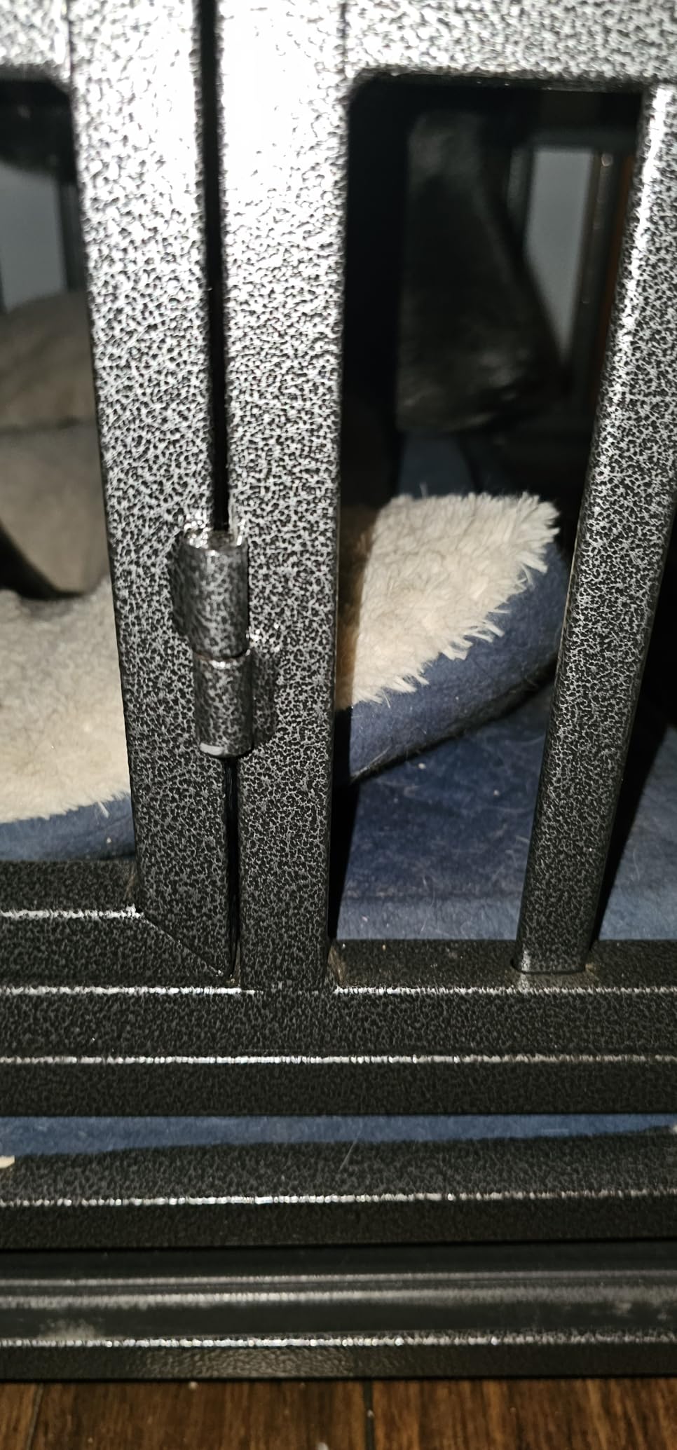 Oranland 48 Inch Heavy Duty Dog Crate,Upgraded Reinforced Baseplate customer photo 2