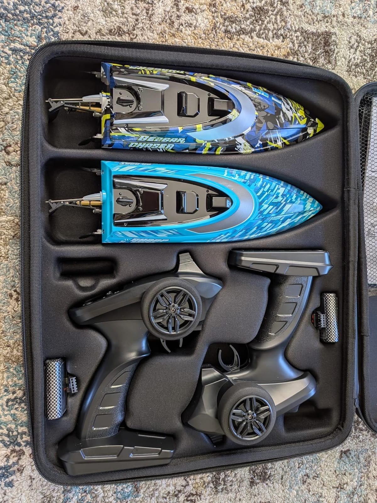BEZGAR TX2P1,2 Packs 30 KPH RC Boats with Suitcase for Kids customer photo 1