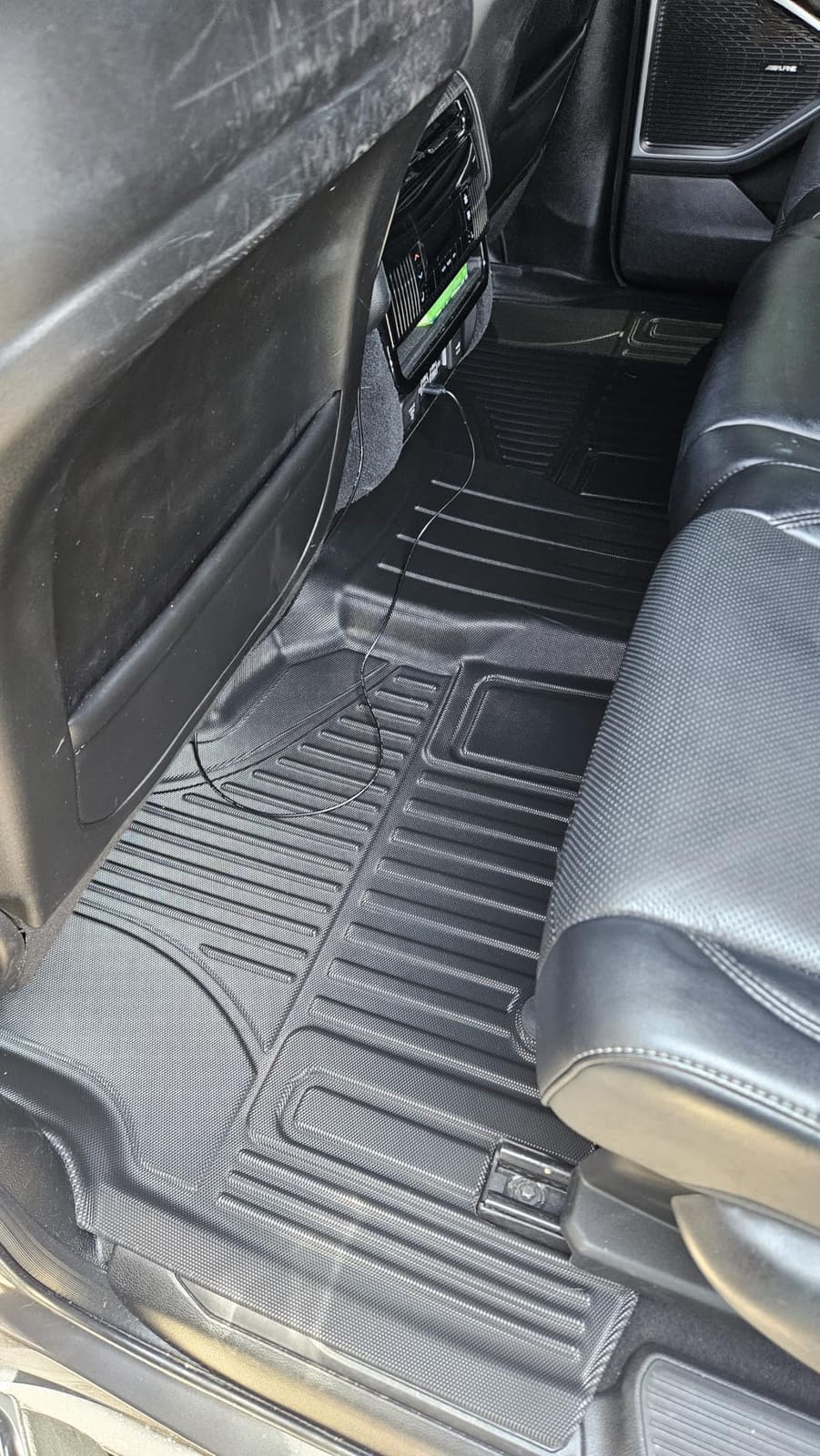Floor Mats & Cargo Liner Compatible with 2022 2023 2024 2025 Jeep Wagoneer 8-Seat (NOT for 7-Seat/L/S/Grand Cherokee) Floor Liners Trunk Mat All Weather TPE Protection Car Floor Liners Full Set customer photo 2