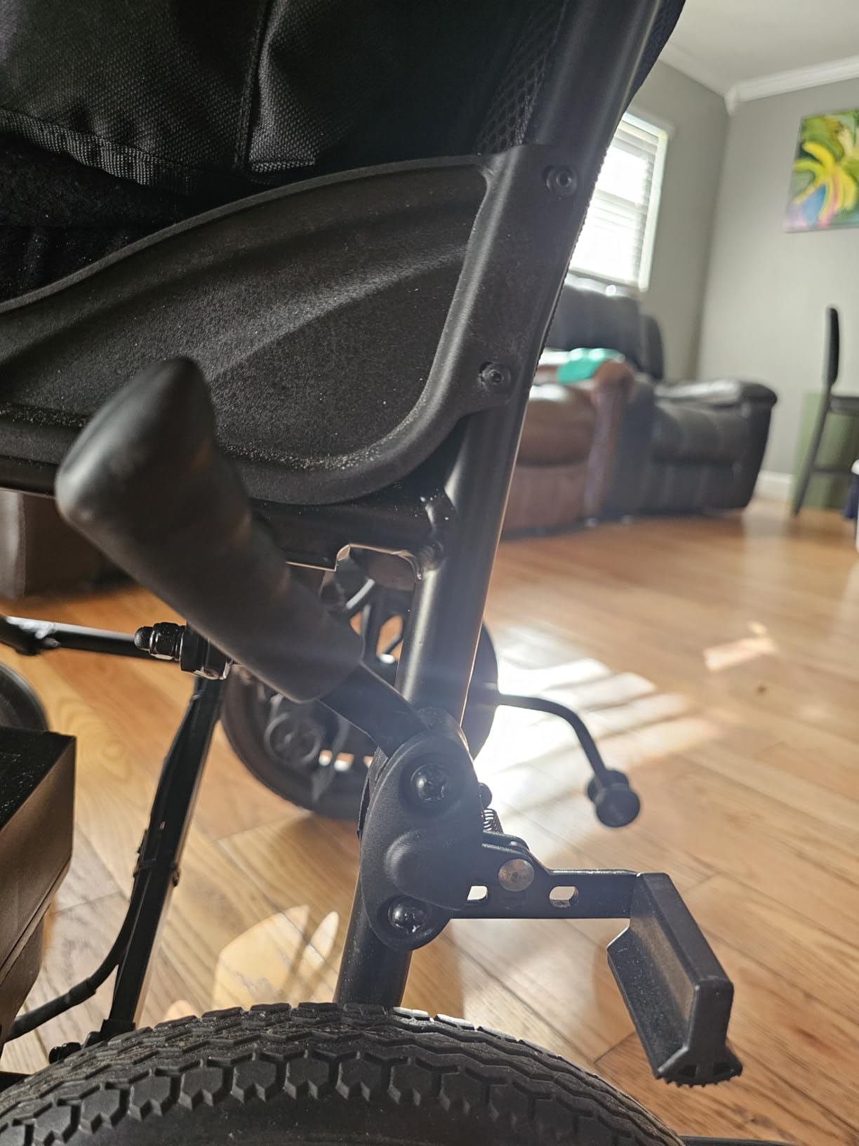 SLF30 Electric Wheelchair, Foldable Durable Motorized Wheelchairs for Adults with 19 Inch Seat and Supports Up to 300 lbs Airline Approved(36 Lbs, Grey) customer photo 1