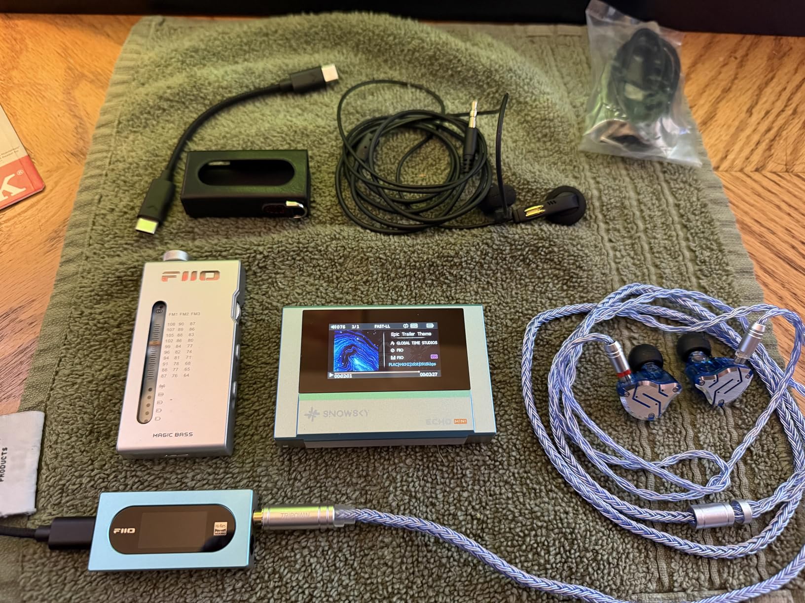 FiiO KA15 Portable DAC and Headphone Amplifier (Blue) customer photo 1