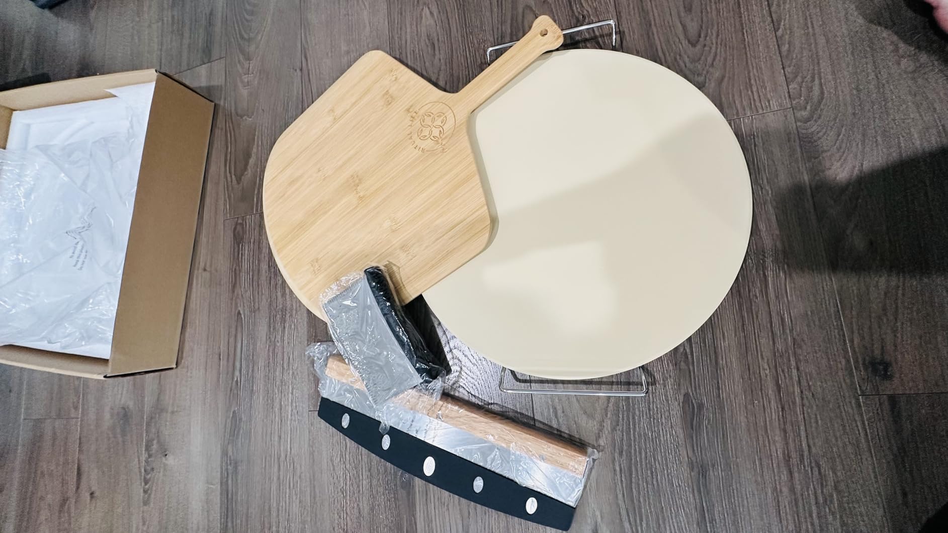 Large Pizza Stone for Oven 16 inch - Round Pizza Stone for Grill with Handles, Wood Pizza Peel and Cutter Set - Baking Stone for Bread - Pizza Making Kit Accessories - Gifts for Food Lovers customer photo 1
