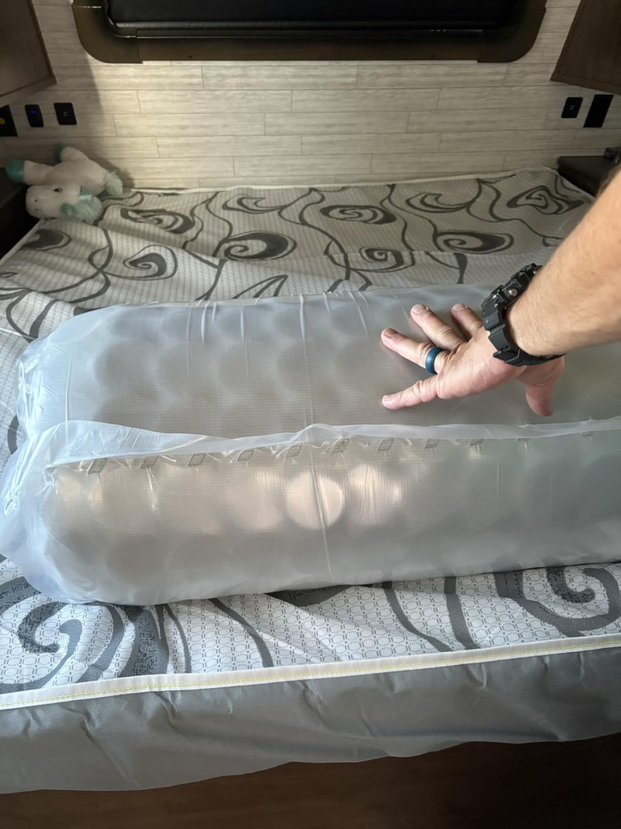 WanderRest 12” Cool Hybrid RV Mattress, RV King 70x80, Plush-Medium Gel Memory Foam & Pocketed Coil Bed for RV, Camper or Travel Trailer, Cooling Comfort, Made in USA customer photo 2