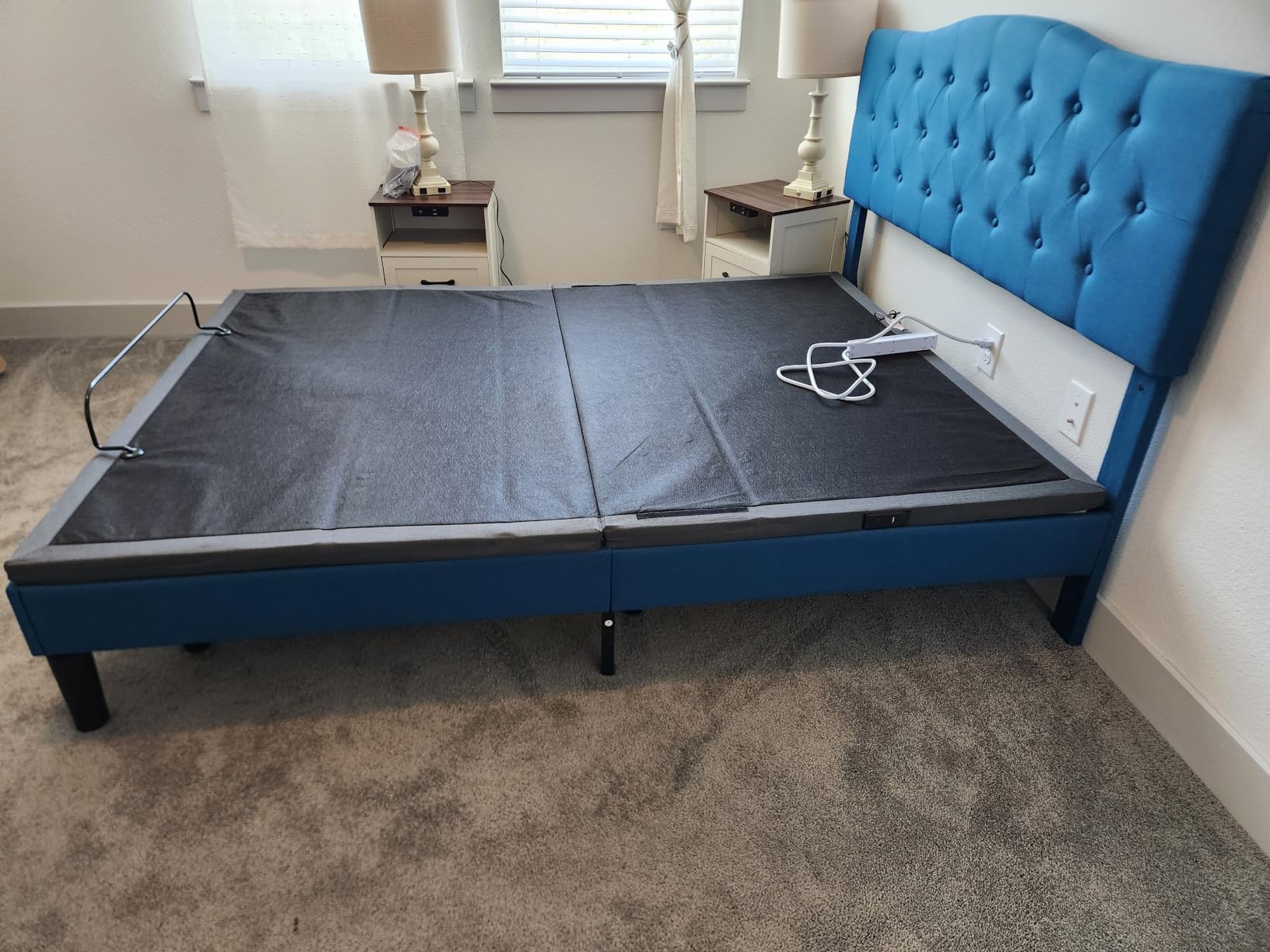 Amada Split King Adjustable Bed Frame with Massage, Adjustable Bed Base with 4 USB Ports & Under-Bed Nightlight, Head & Foot Incline, Electric Base with 4 Height Options, 01B-SK1 customer photo 2