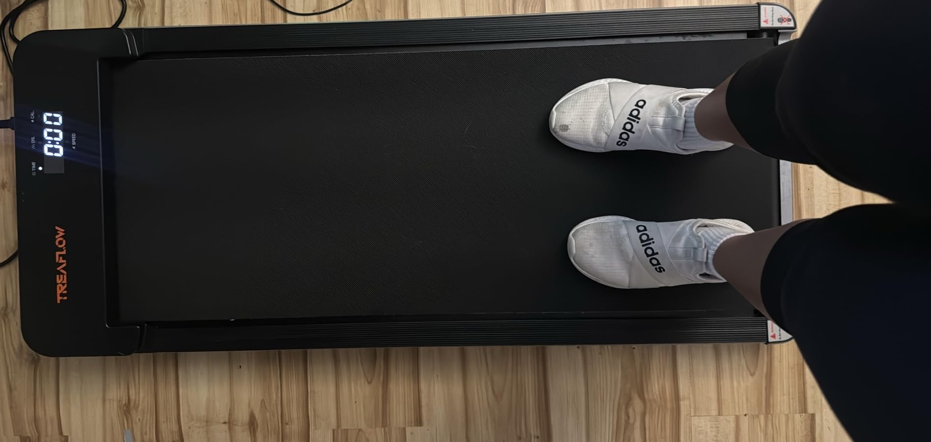 TREAFLOW Walking Pad with Incline, Under Desk Treadmills for Home customer photo 1
