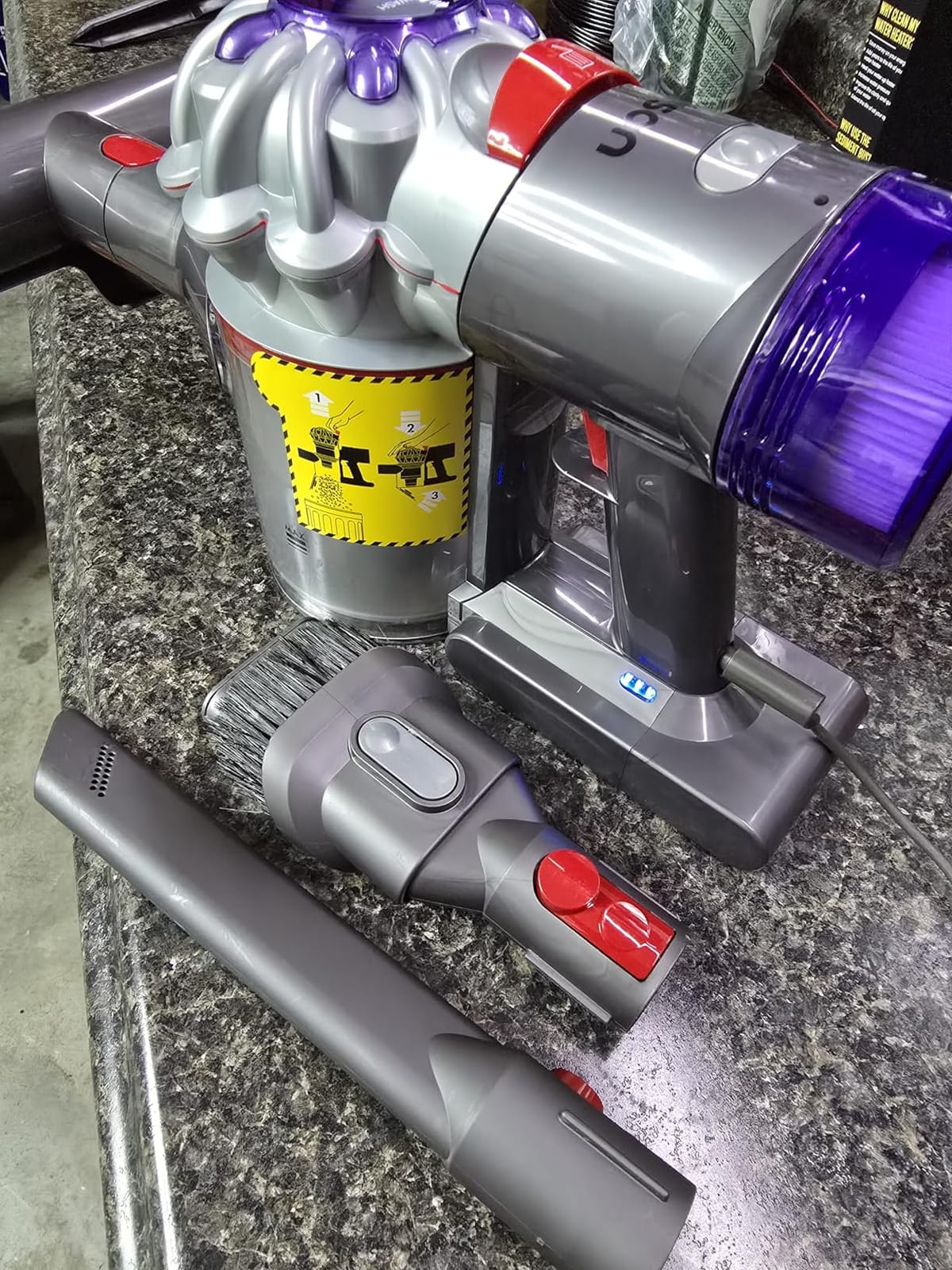 Dyson Car+Boat Handheld Vacuum, Cordless and Lightweight, Cleans Hard Surfaces and Upholstery, 115AW, 2 Power Modes, Up to 50 Minutes² customer photo 2