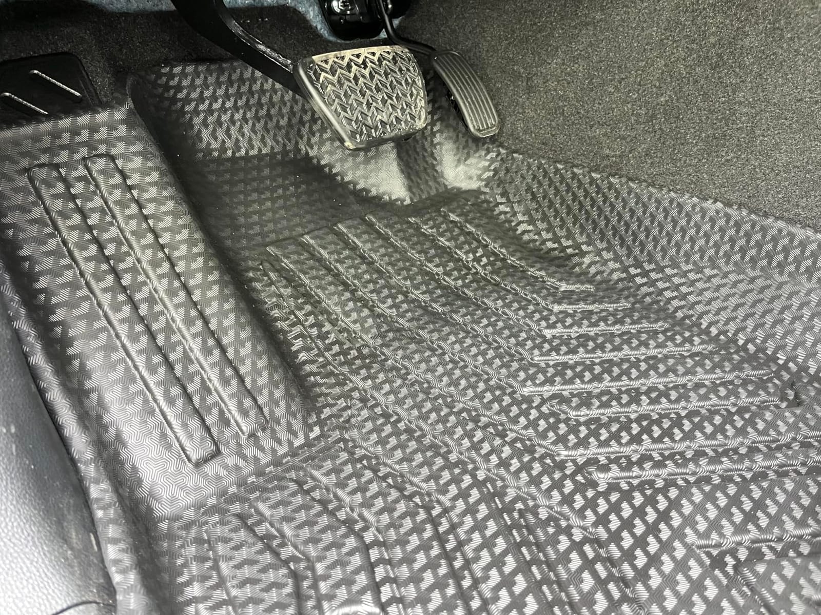 KUST Floor Mats for 2020-2025 Subaru Outback Accessories, All Weather Floor Liners & Seat Back Mats & Rear Trunk Mat Full Set of 6pcs, TPE Rubber, Raised Edge customer photo 2