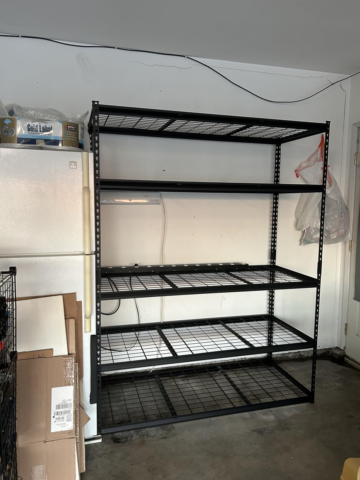 VEVOR Storage Shelves, 3000 lbs, 5 Tier, 24 x 48 x 72 inch Metal Rack Set customer photo 2