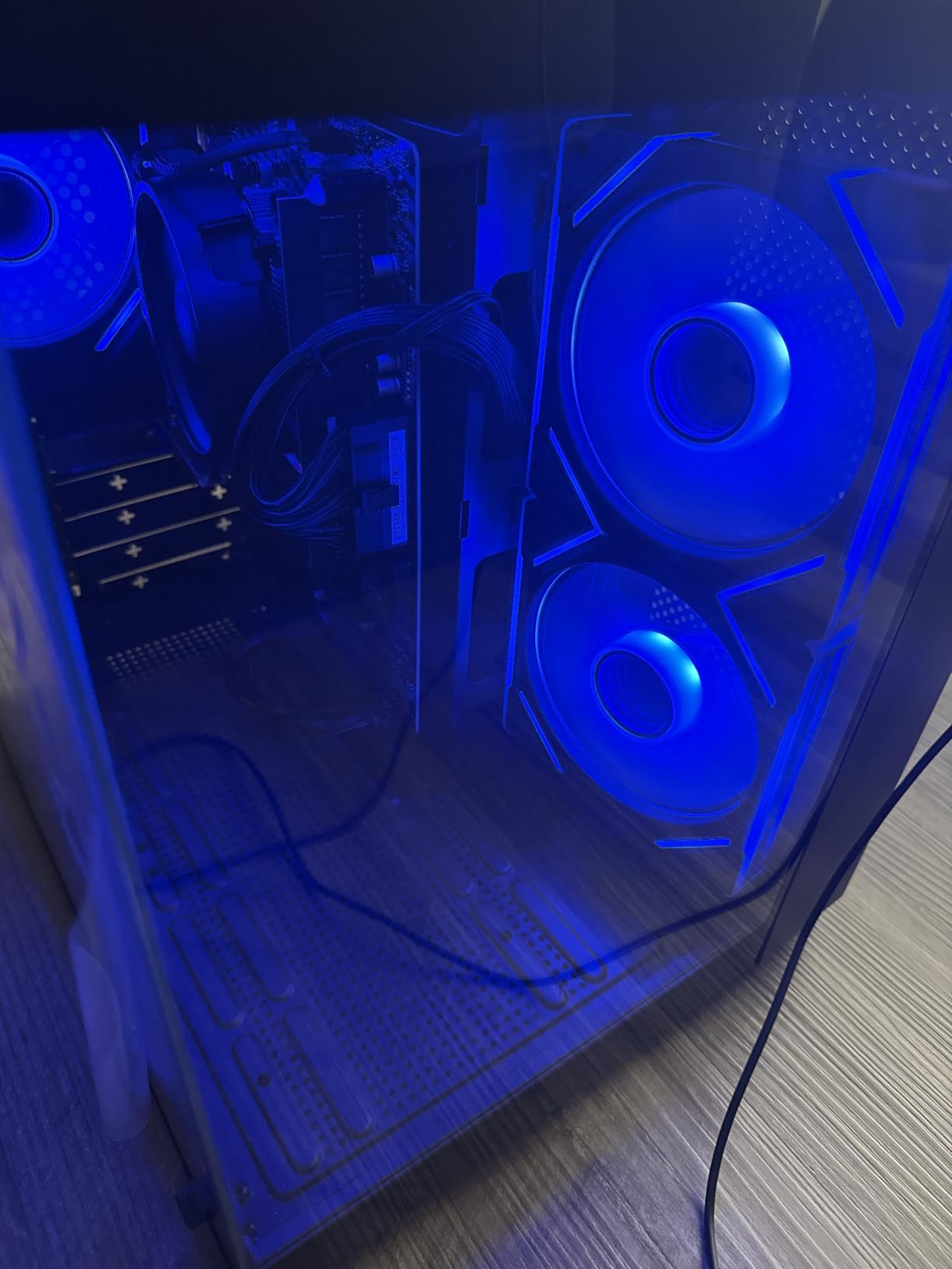 YAWYORE Gaming PC Desktop Computer AMD R5 5600GT 16GB 1TB NVMe Towers WiFi customer photo 1