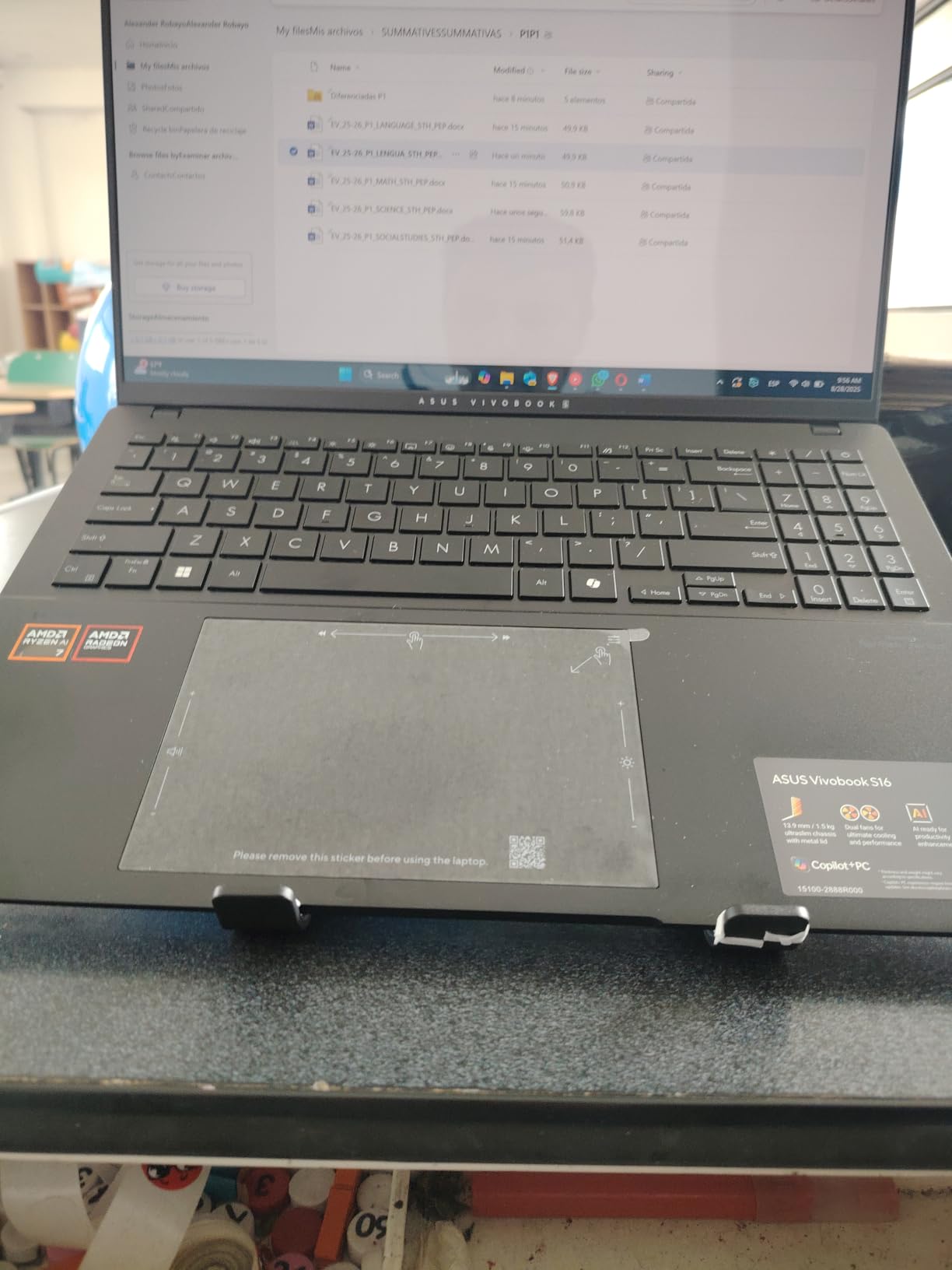 ASUS Vivobook S16 Laptop, Copilot+ PC, AMD Ryzen AI 7 350 with XDNA NPU, 16GB Memory, 1TB SSD, Neutral Black, M5606KA-DS76 customer photo 1