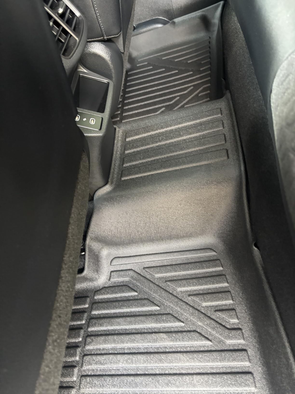 GINOWY- Floor Mats & Cargo Liner for Jeep Wagoneer 2022-2025 2026 8 Passenger (Not for L/ 7-Seat),TPE All Weather Car Mats, Custom Fit Trunk Mat Waterproof Floor Liners Accessories Black customer photo 2