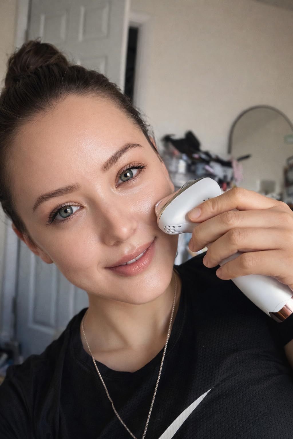 7-in-1 Microcurrent Facial Device, Red Light Face & Neck Massager customer photo 2