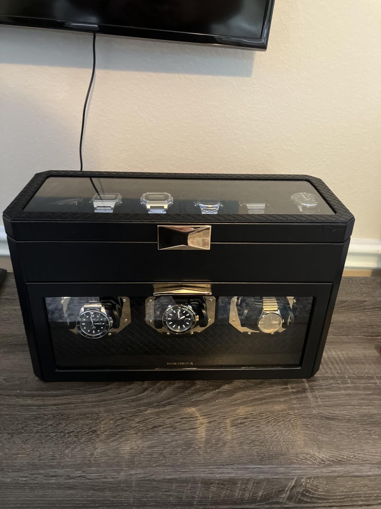 SONGMICS Automatic Single Watch Winder Box, Quiet Motor, LED Light, Lock customer photo 2