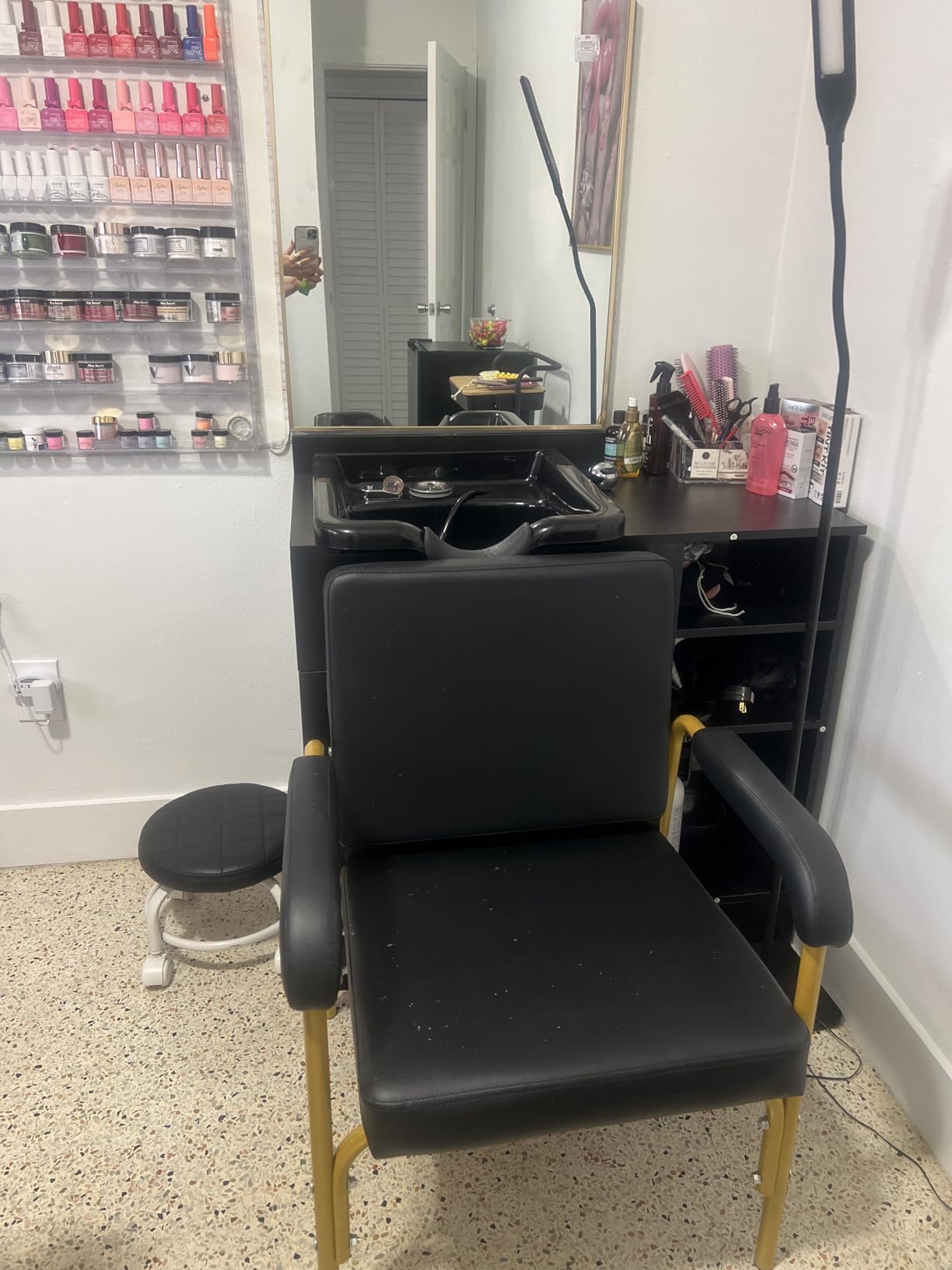Shampoo Backwash Station for Salons,Salon Station with Shampoo Bowl & Storage Layer, Drawer,110V Outlets, USB Port, Faucet Sprayer, Salon Equipment for Spa Beauty customer photo 2