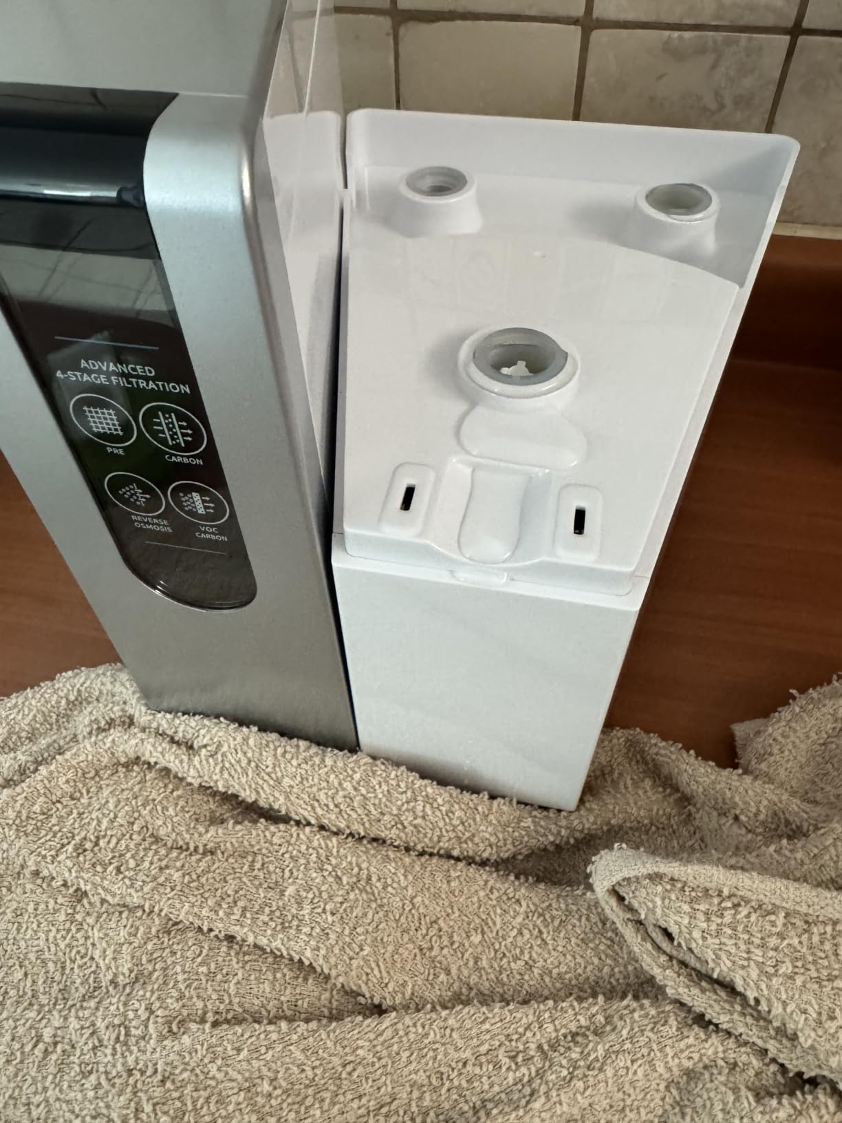 AquaTru Water Purification Unit - Certified NSF/ANSI Standards, Removes 84 Contaminants, No Plumbing Required, Cost-Effective, Environmentally Friendly customer photo 1