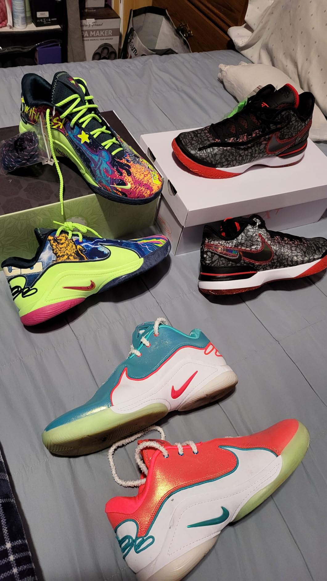 Nike Men's Lebron XXII Crown Jewel Basketball Shoes customer photo 2