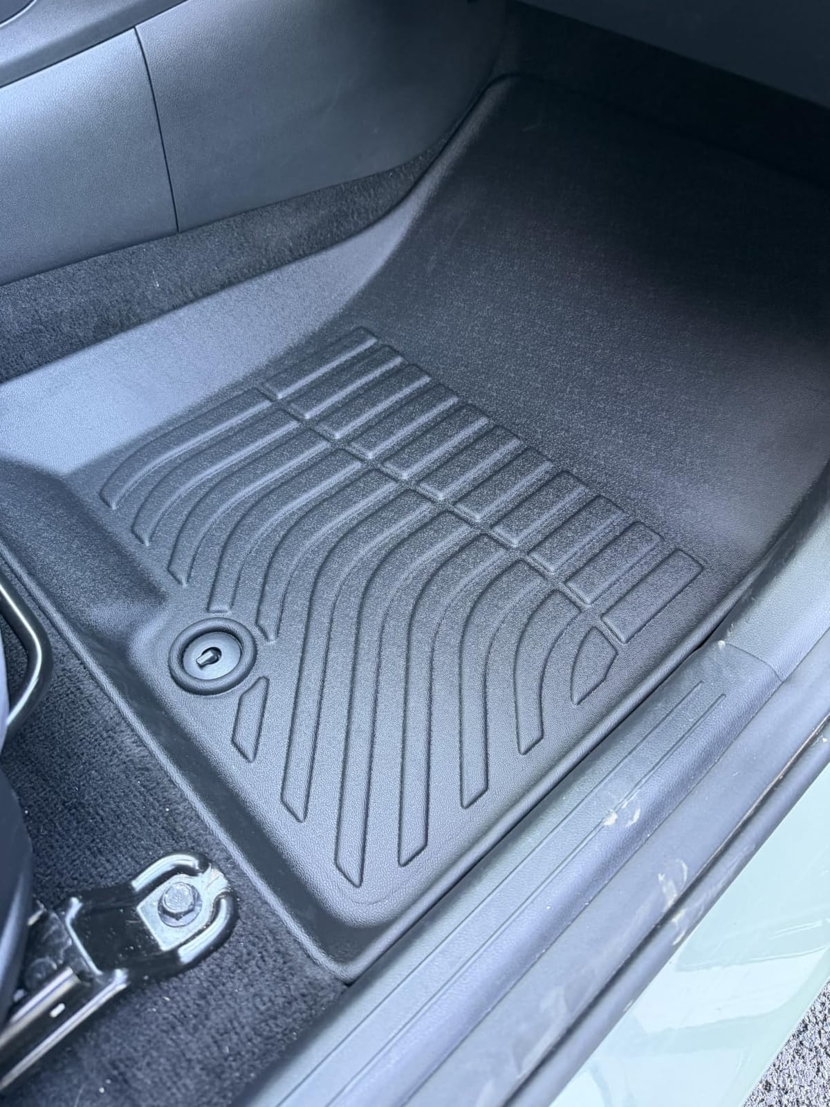 AIPOIL® Floor Mats & Cargo Liner Set for 2022-2025 2026 Jeep Wagoneer 8 Seats (Not fit L) All Weather Protection TPE Anti-Slip Automotive Full Set Custom Car Mats Accessories - Black customer photo 2